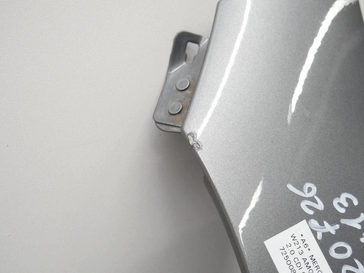 fender left front front MERCEDES E W213 LAKIER 992