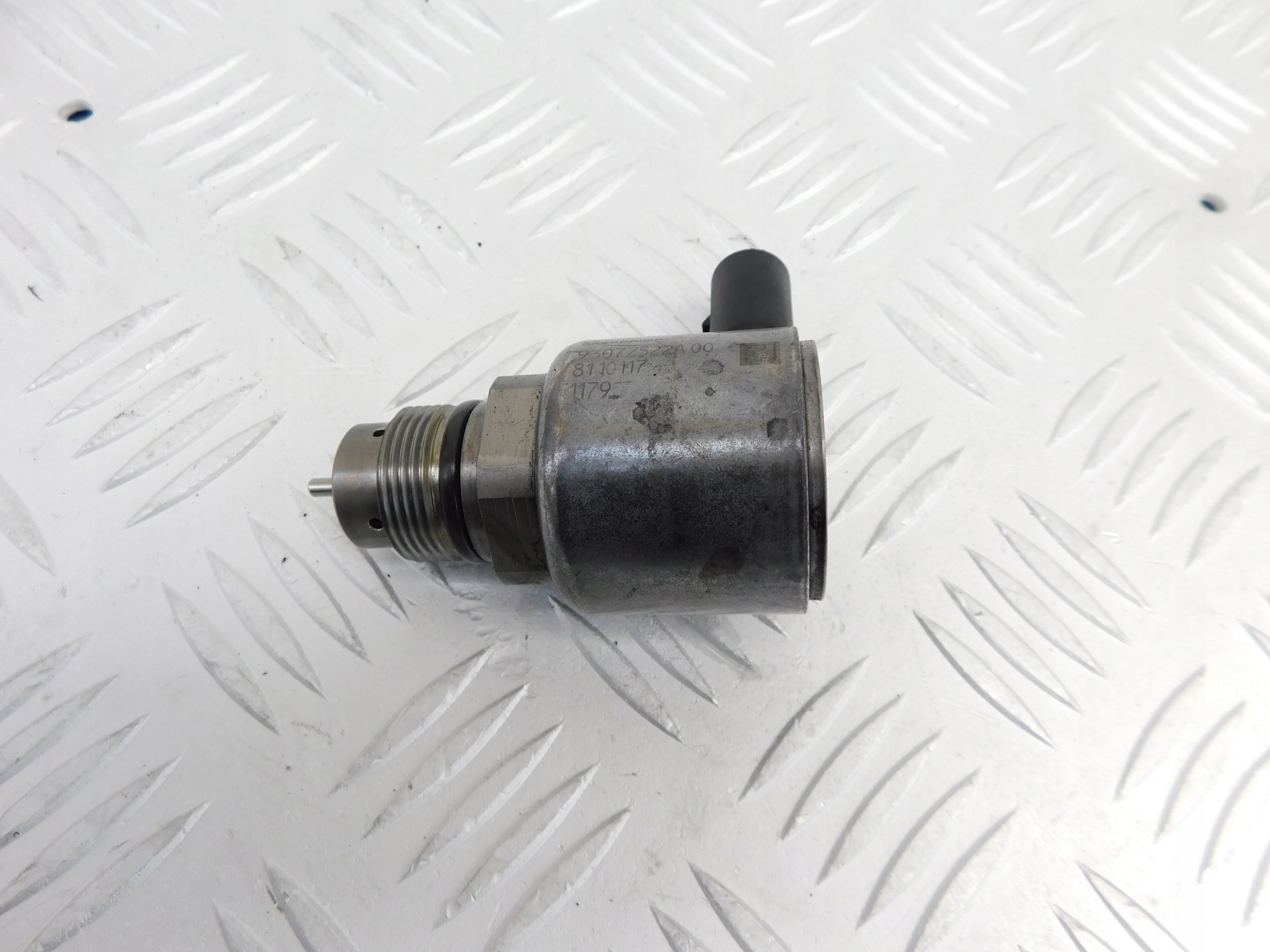 sensore pressione carburante per listwe Sprinter 906 2.2 CDI 651 9307Z522A00