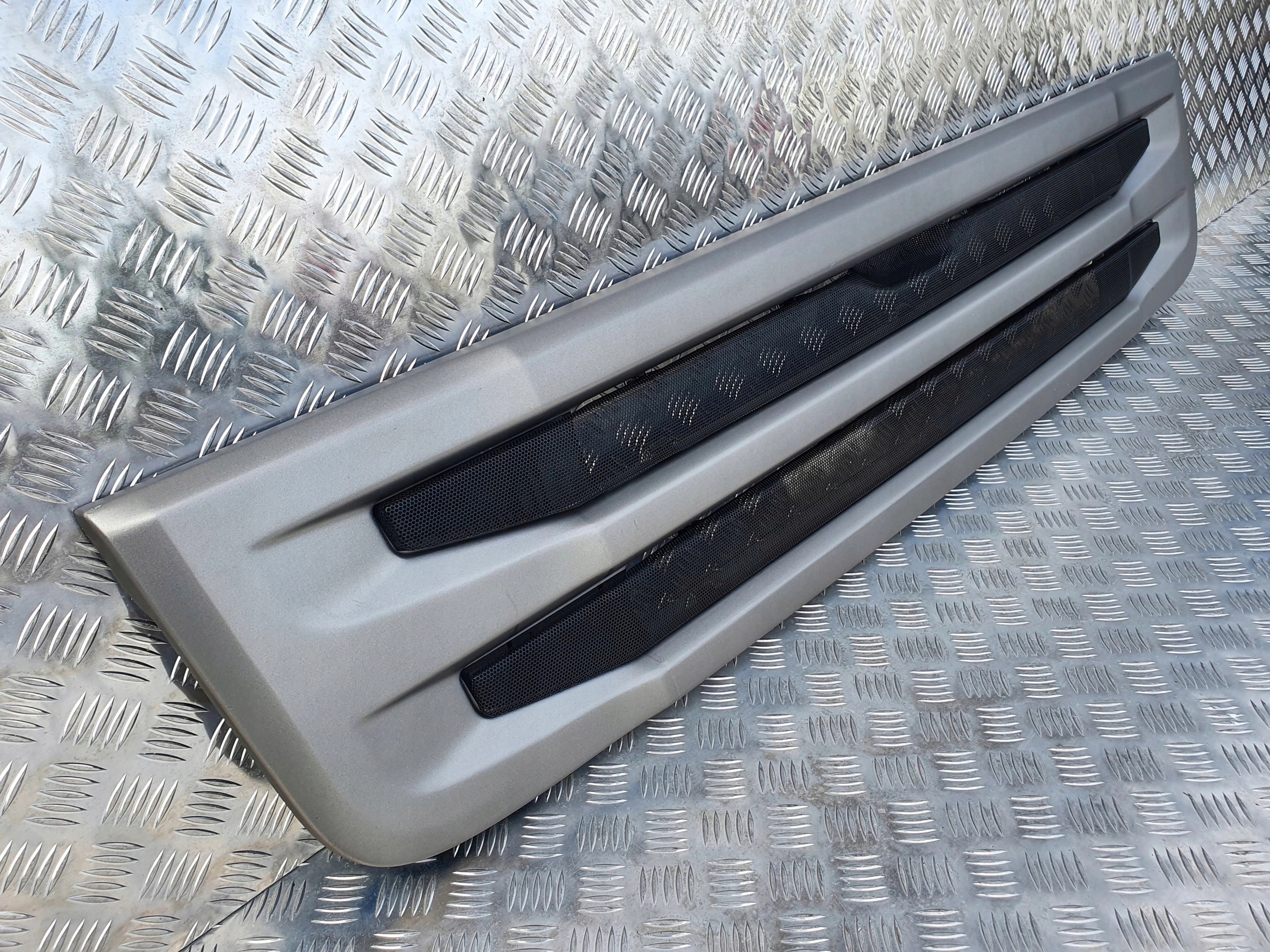 ATRAPA DOLNA ŁAWECZKA SCANIA R Typ samochodu Samochody ciężarowe