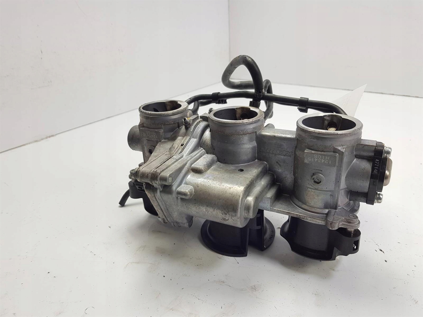 PRZEPUSTNICA 1243415 TRIUMPH STREET TRIPLE 765RS Part number 1243415