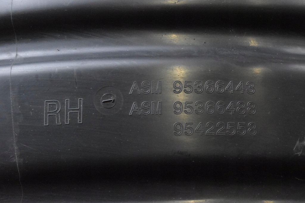 mudguard right rear part rear. OPEL MOKKA A 12-15