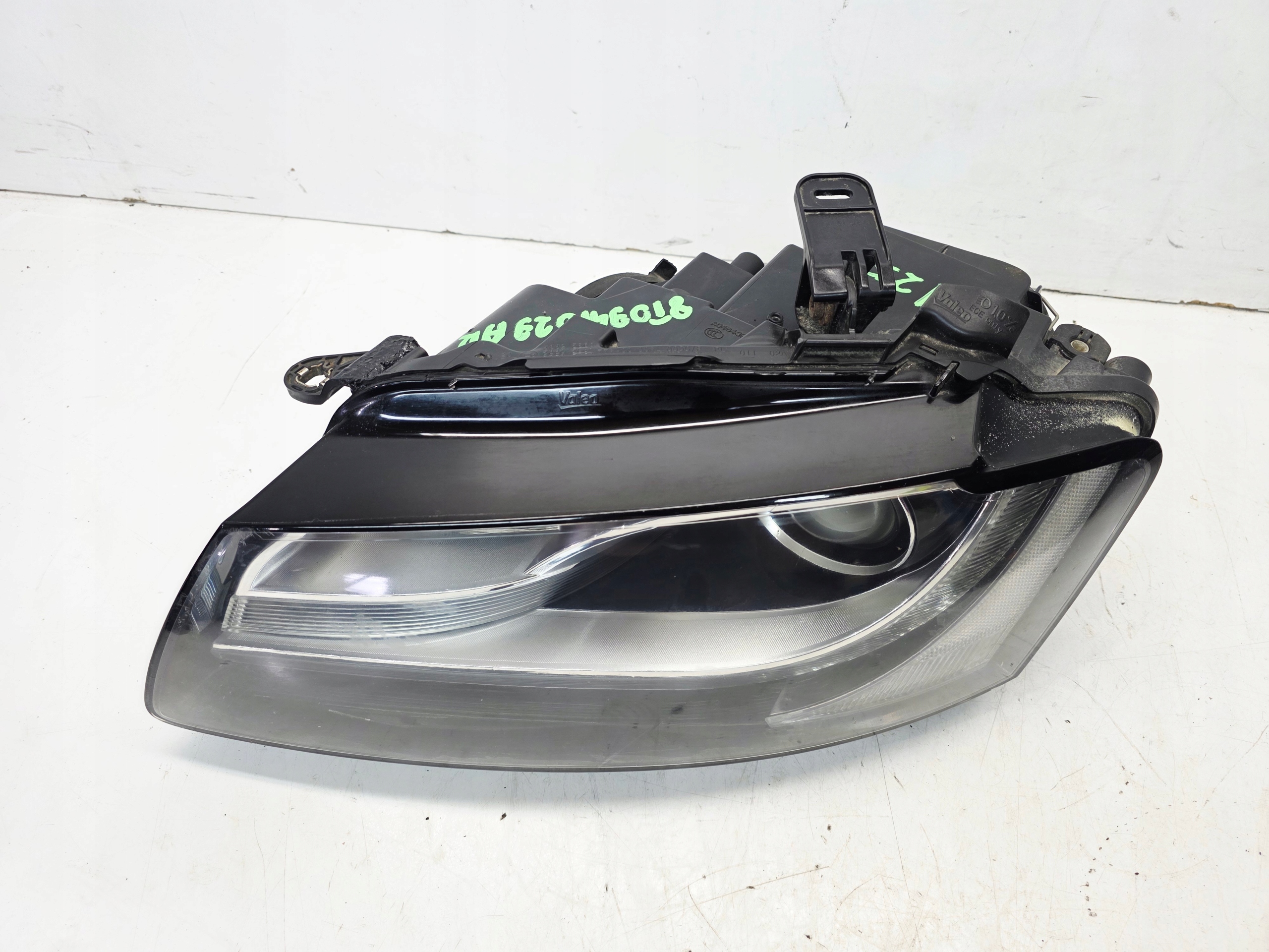 REFLEKTOR light left front BI XENON LED AUDI A5 8T 8T0941029AK EU 26/25