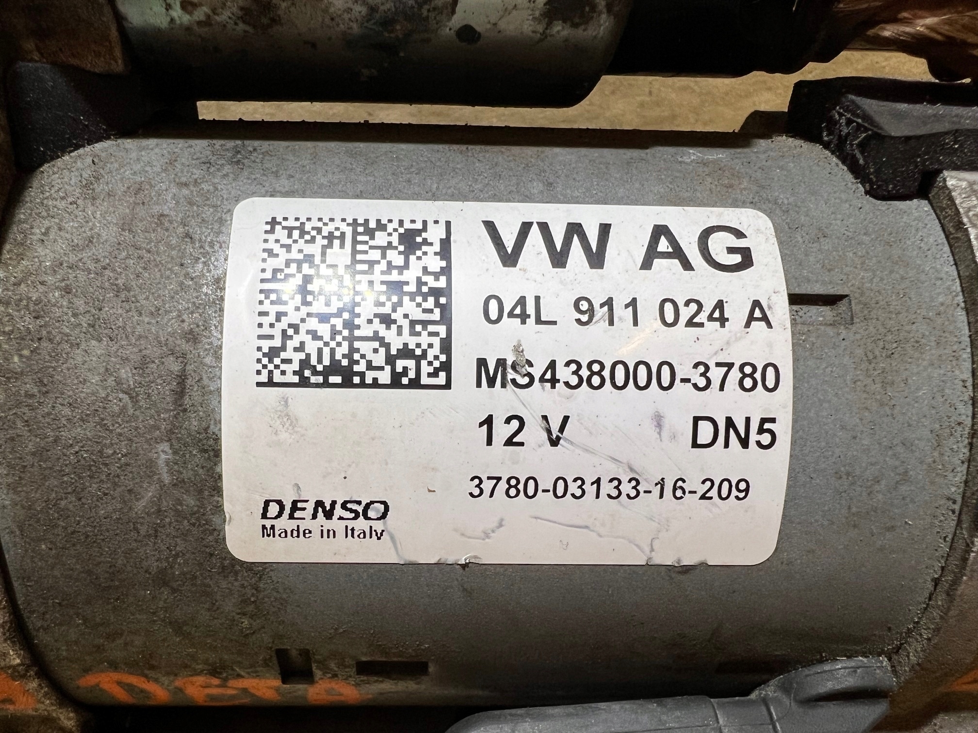 AUDI A4 B9 2.0 TDI önindító a motrot 04L911024A