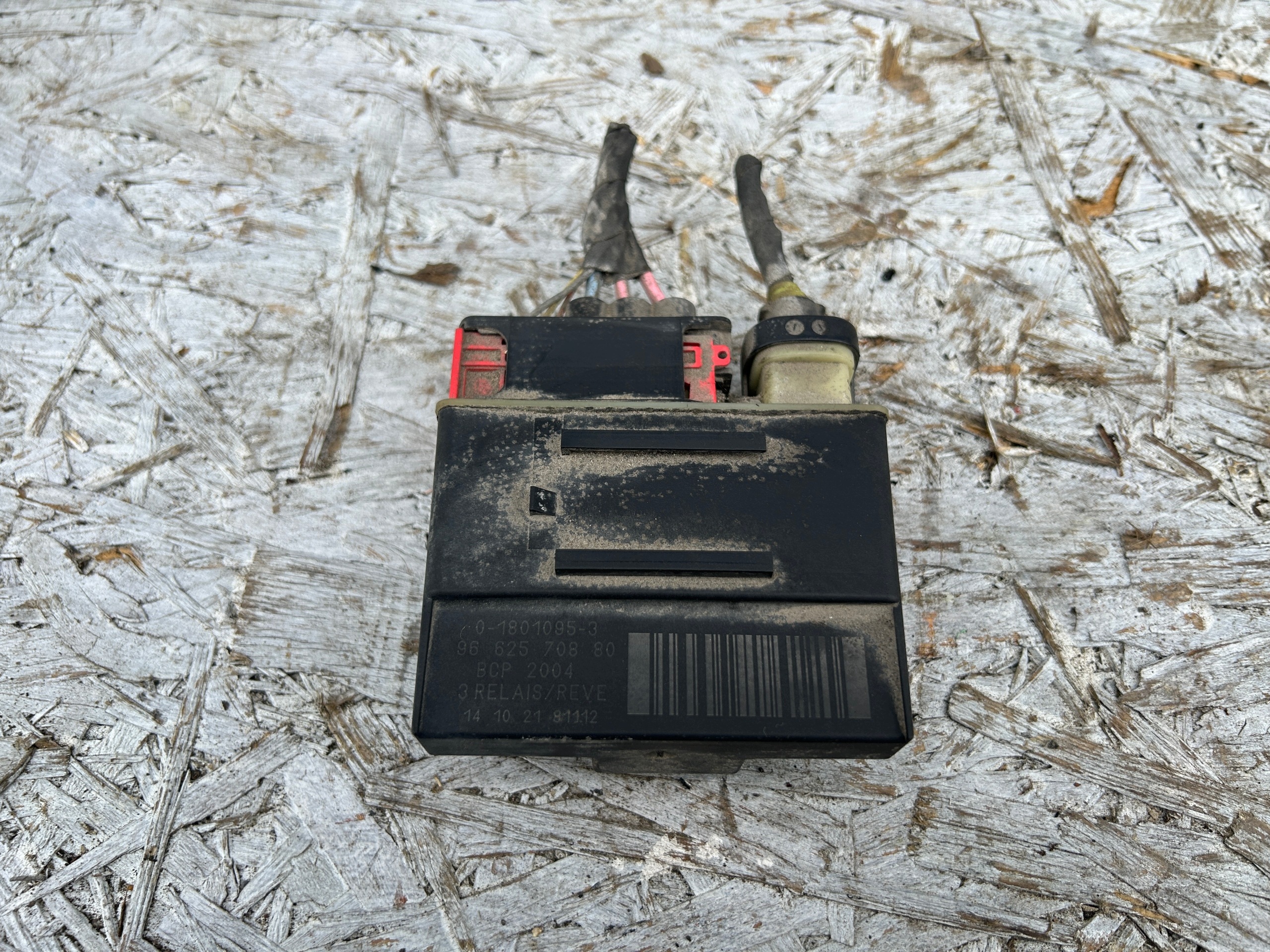 relais lüfter PEUGEOT 308 II T9 13- 9662570880