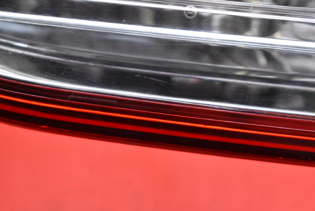 фонарь правый CITROEN C-CROSSER 07-13