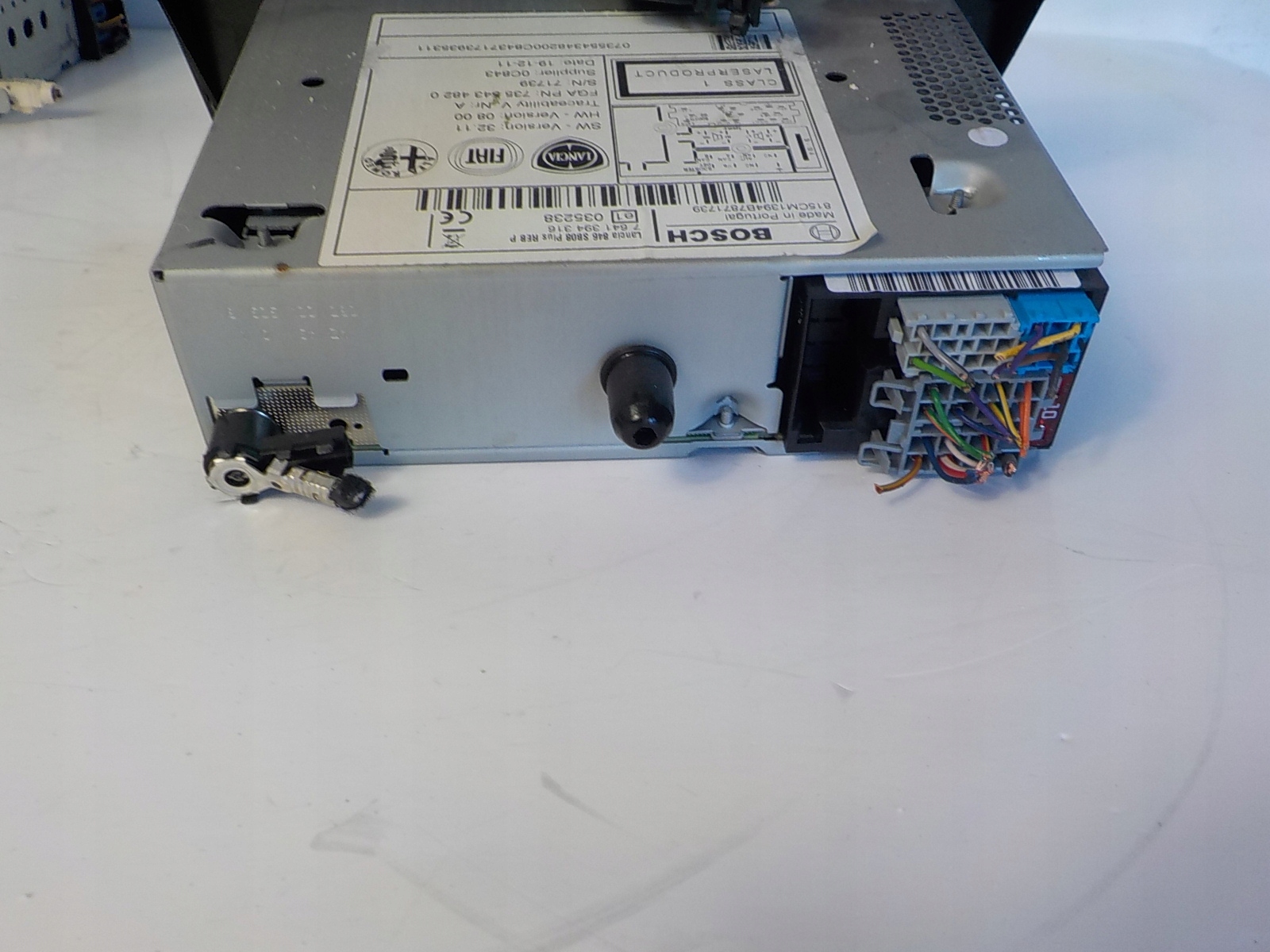 CHRYSLER YPSILON RADIO FABRYCZNE 7641394316