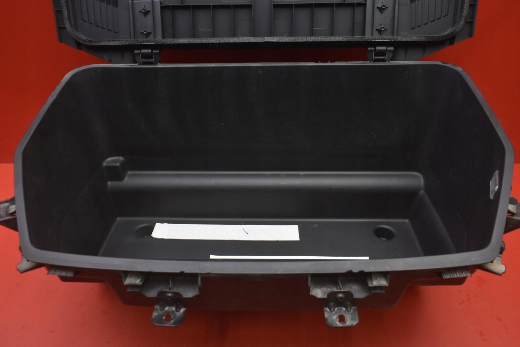 passenger compartment boot floor well front 4KE863362B AUDI E-TRON 55 18-21