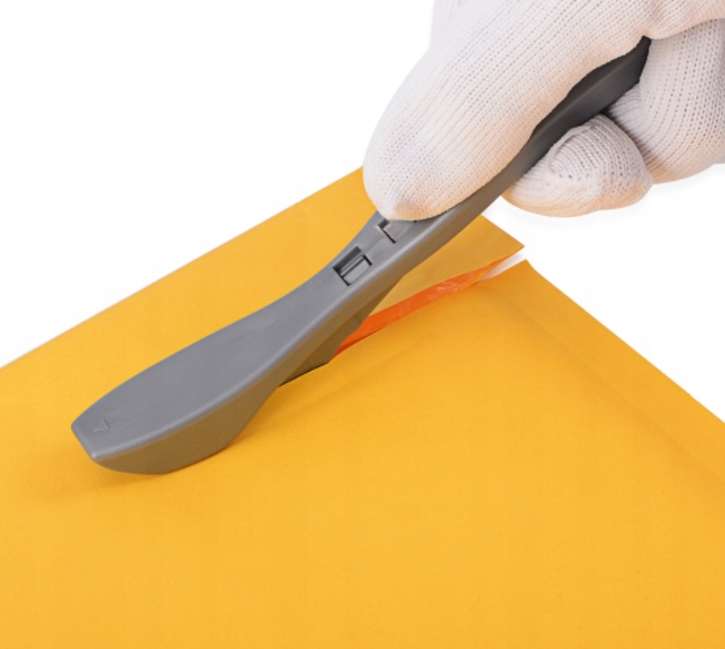 ZESTAW NARZĘDZIA,RAKLE PATYCZKI,SKROBAK, NÓŻ DO APLIKACJI FOLII I NAKLEJEK Typ nożyk rakla zestaw