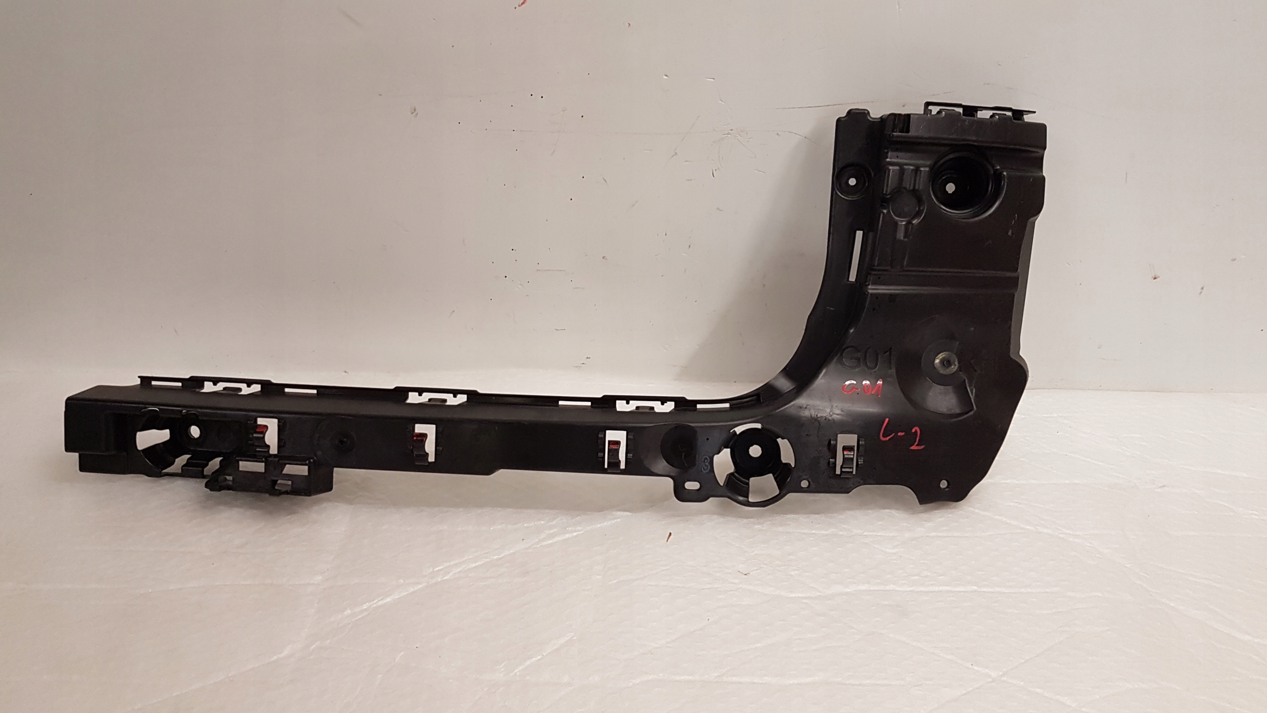 Прослизання бампера п зд BMW X3 G01 9451026