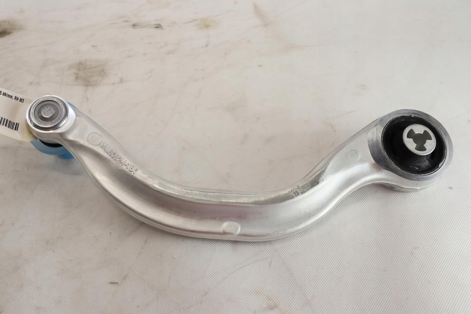 TESLA 3 РЫЧАГ УПРАВЛЕНИЯ НИЖНИЙ ПЕРЕДНИЙ ПРАВЫЙ 1044359-00-A