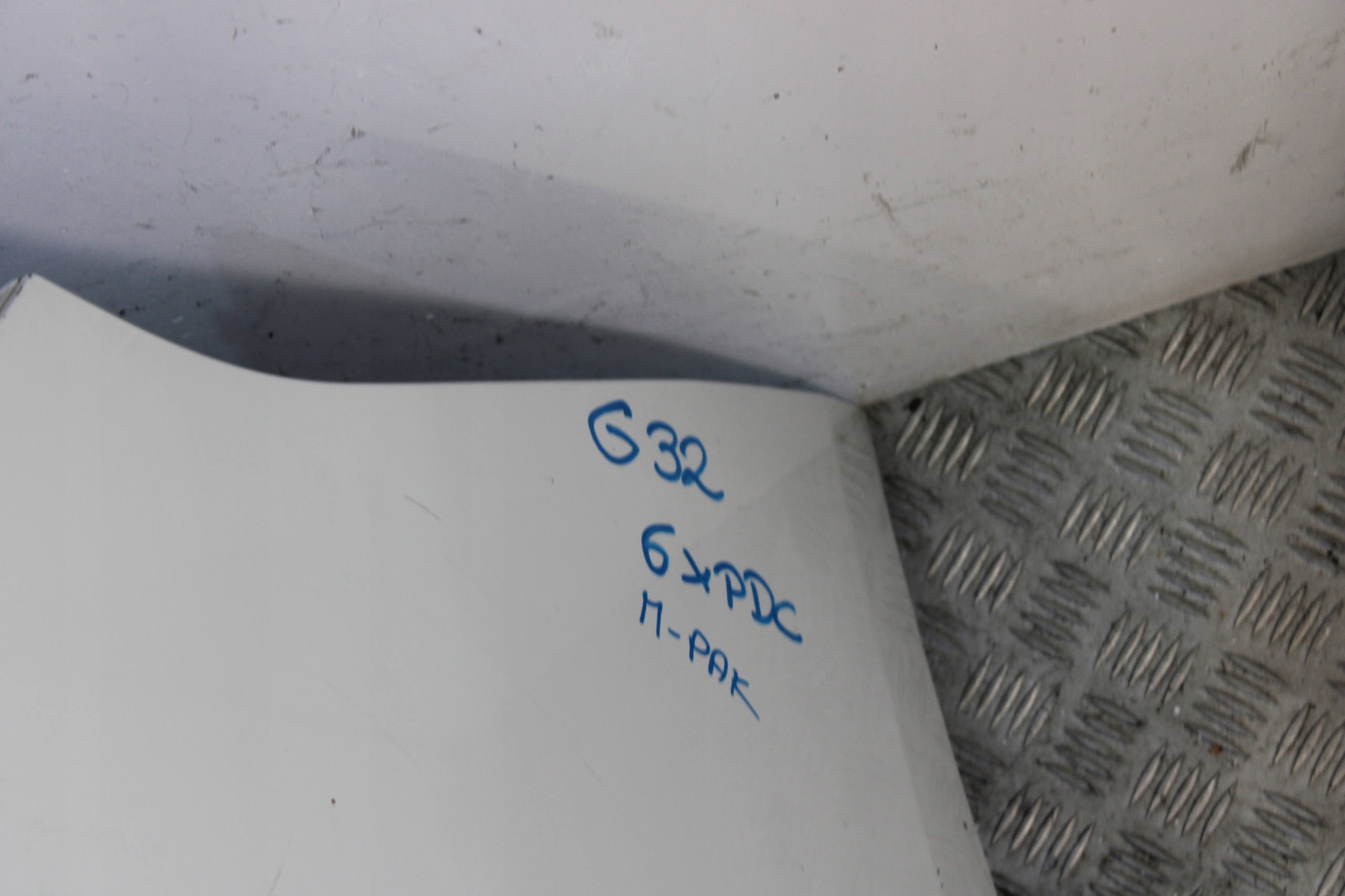 bumper rear part rear complete 6X PDC BMW 6 GT G32 m-packet