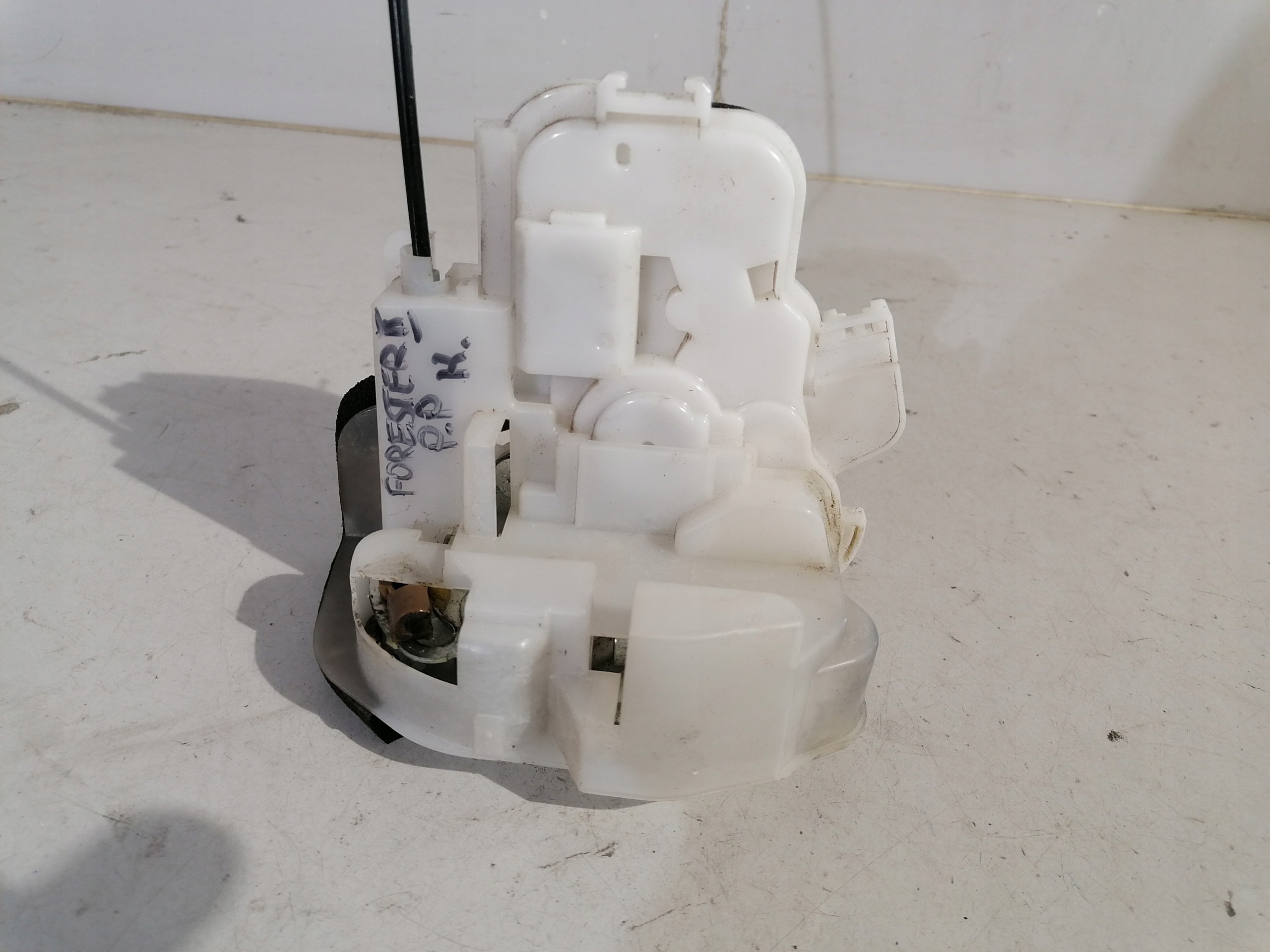 Subaru Forester III lock z door right front
