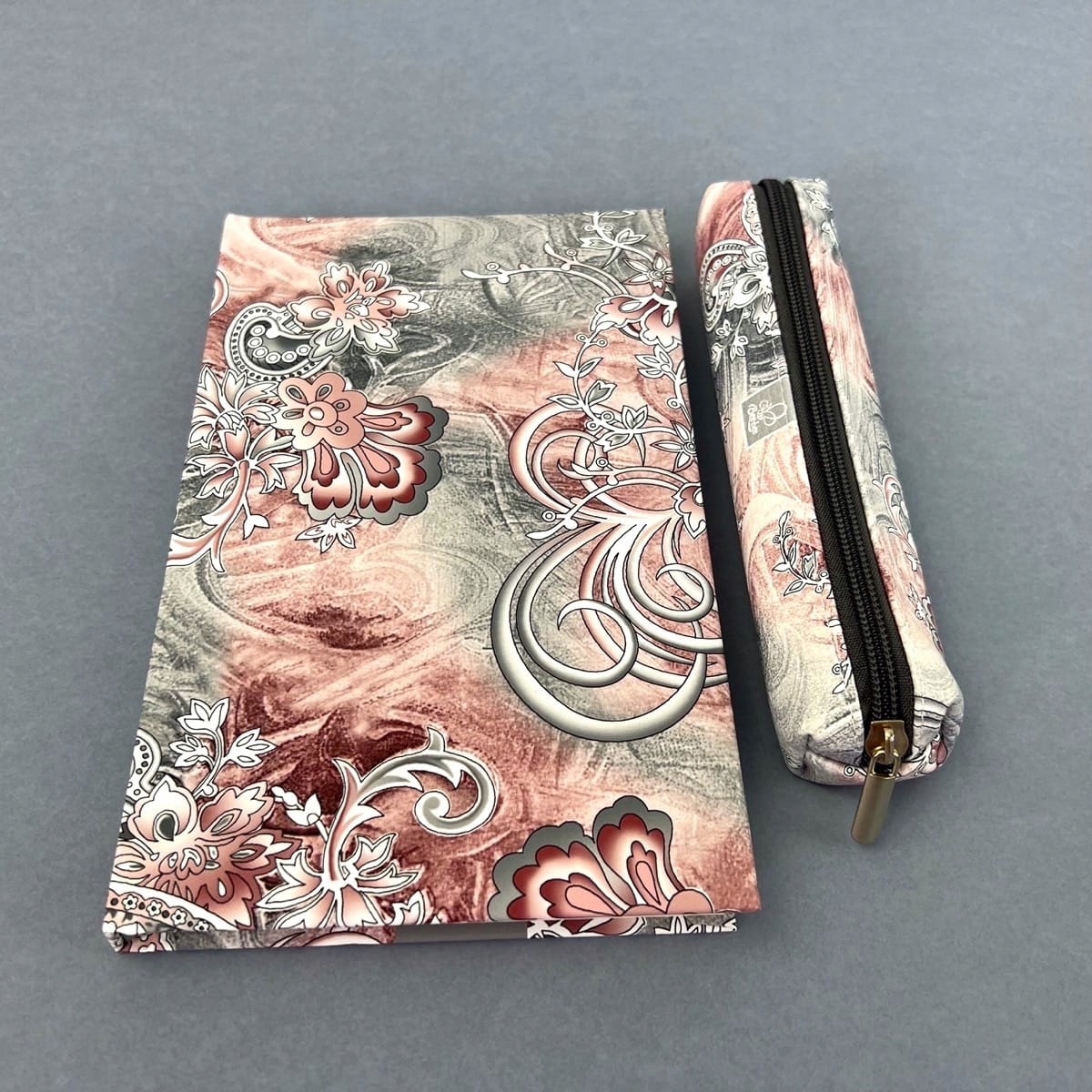 Elegancki Notes Notatnik A5 192 strony w kratkę Soft Touch PAISLEY SZARE Rodzaj notes