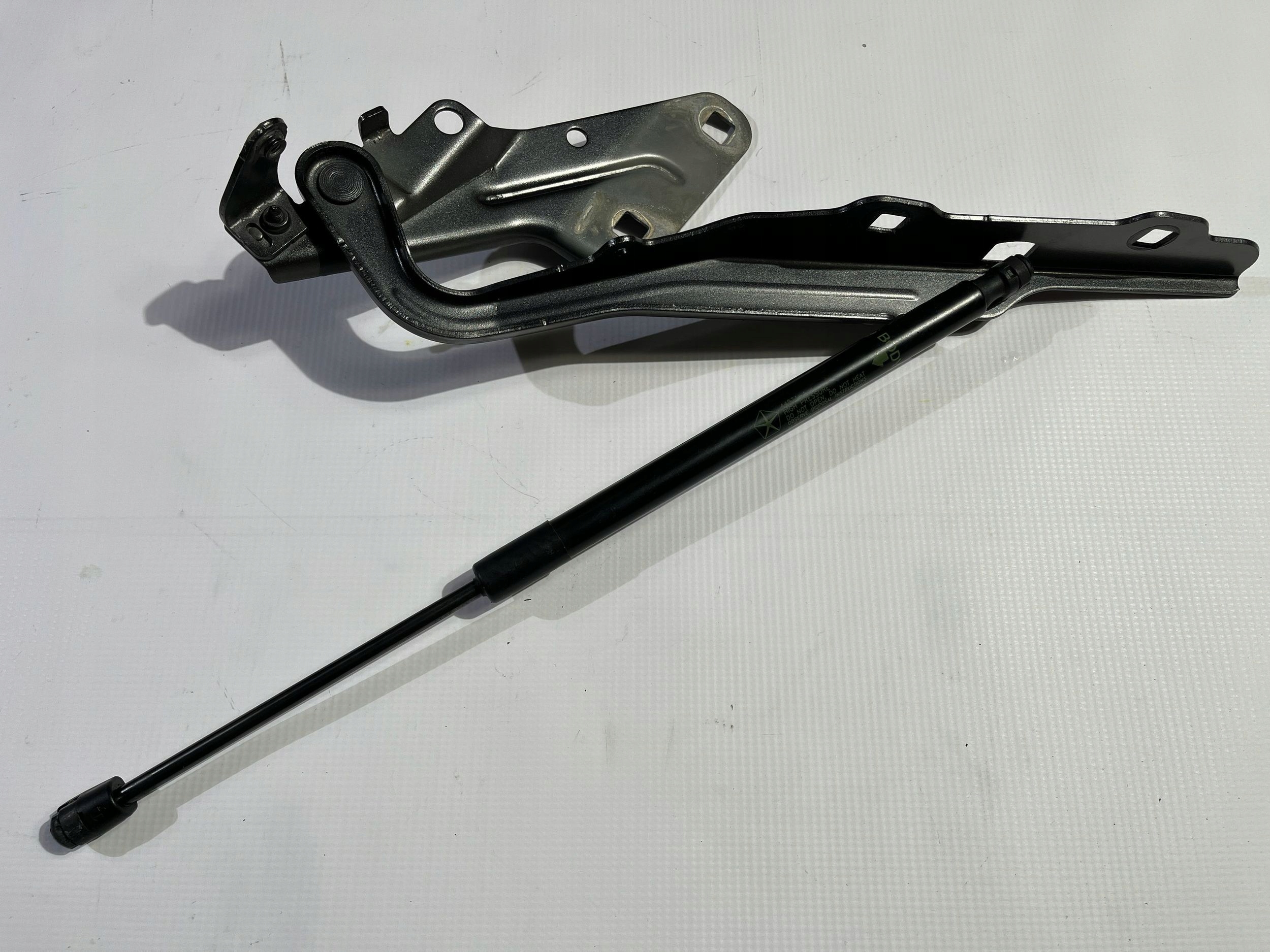 hinge damper bonnets pokrywy right Dodge RAM 1500 2019