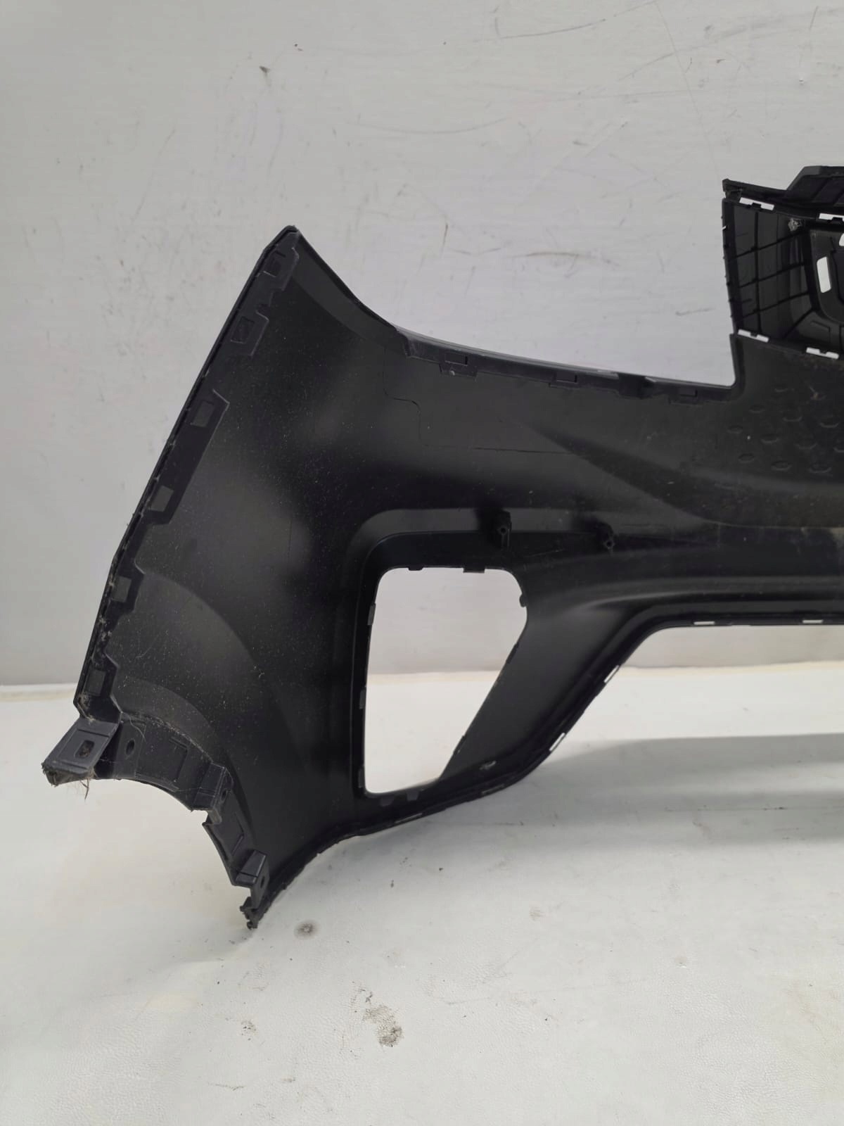 MAXUS EV30 eDELIVER3 19-> Pare choc Avant Avant