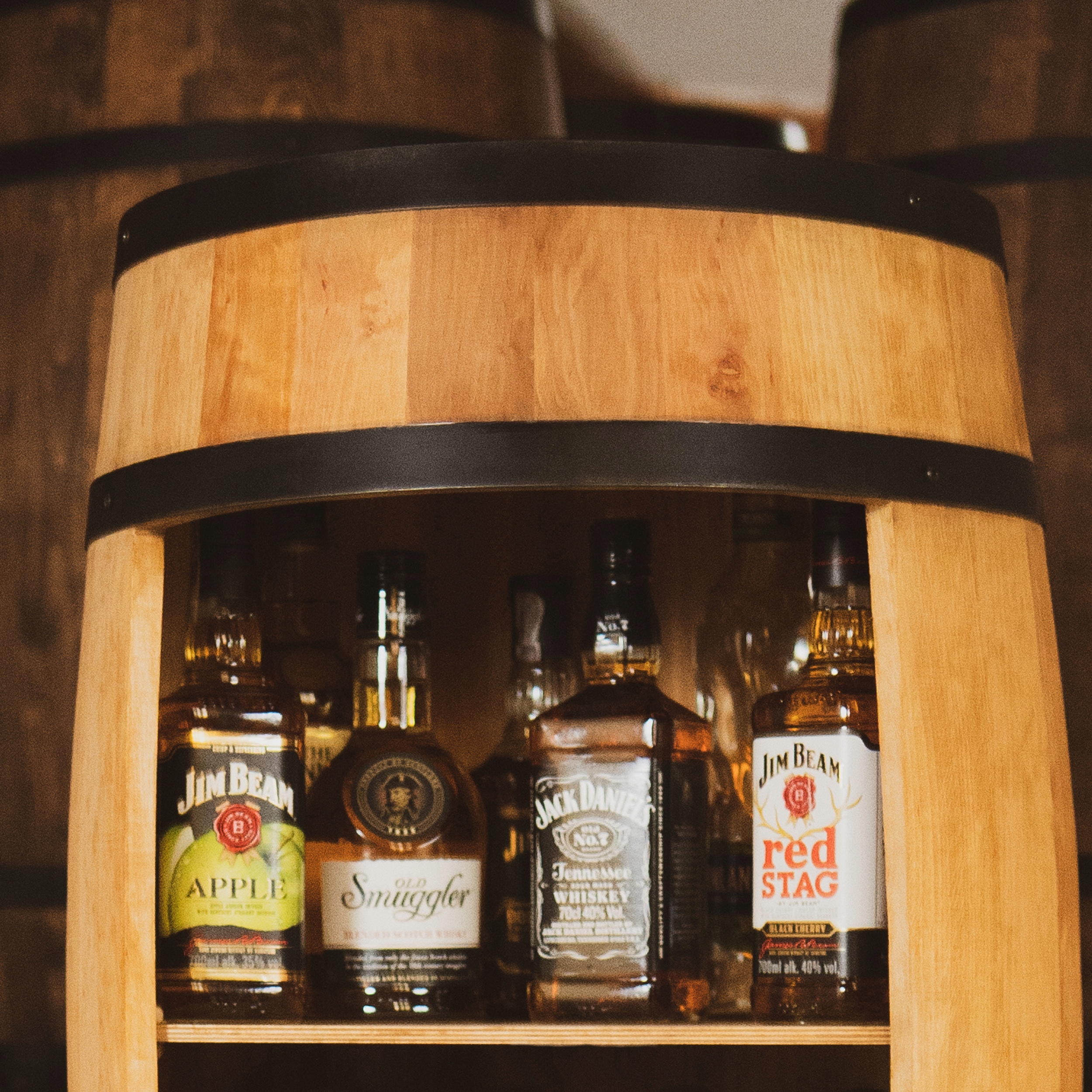 Drewniana szafka z beczki -minibar- barek z beczki Marka Creative Cooper