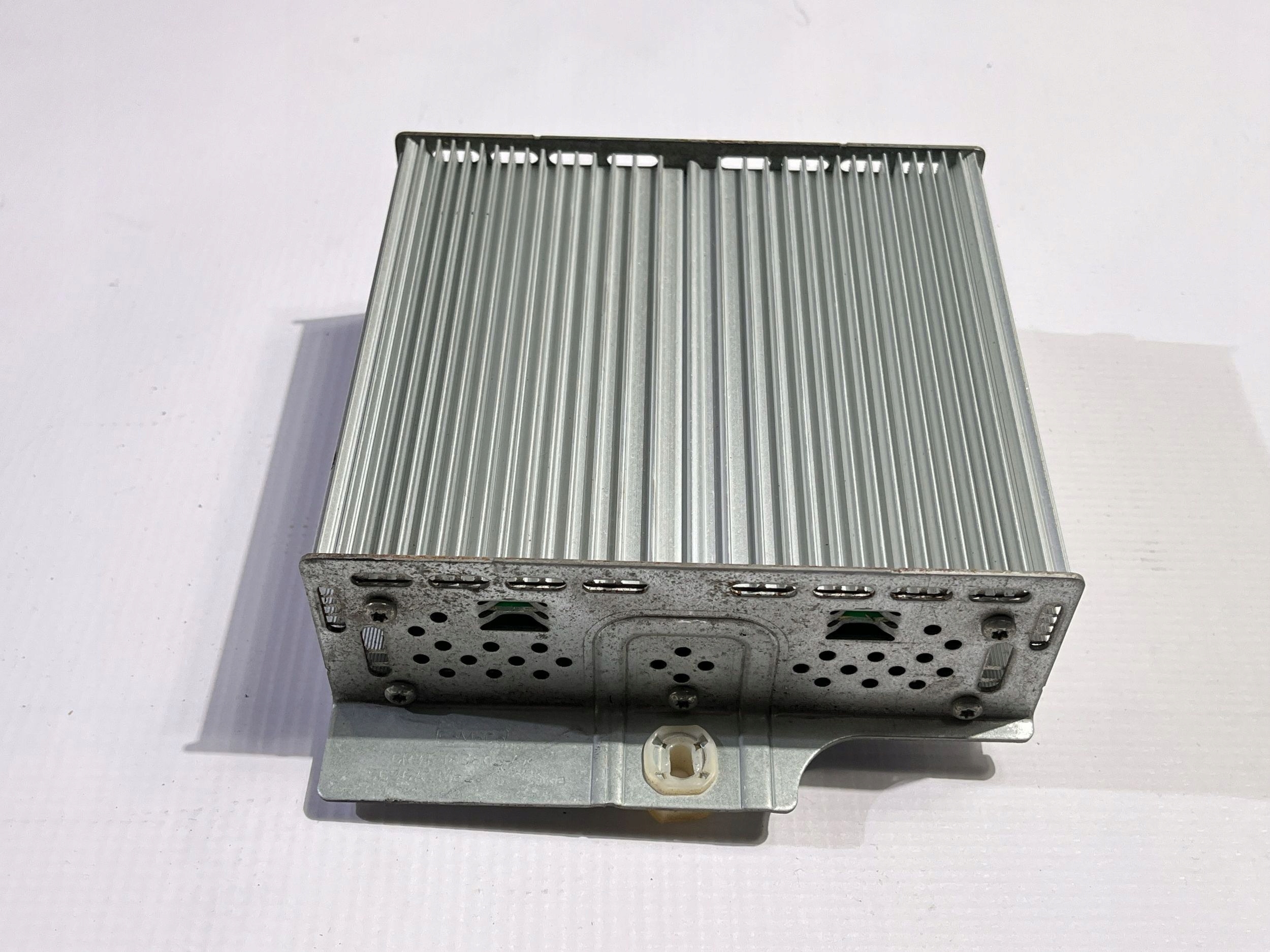 amplifier module audio Ford Mustang V CR3T18C808AA