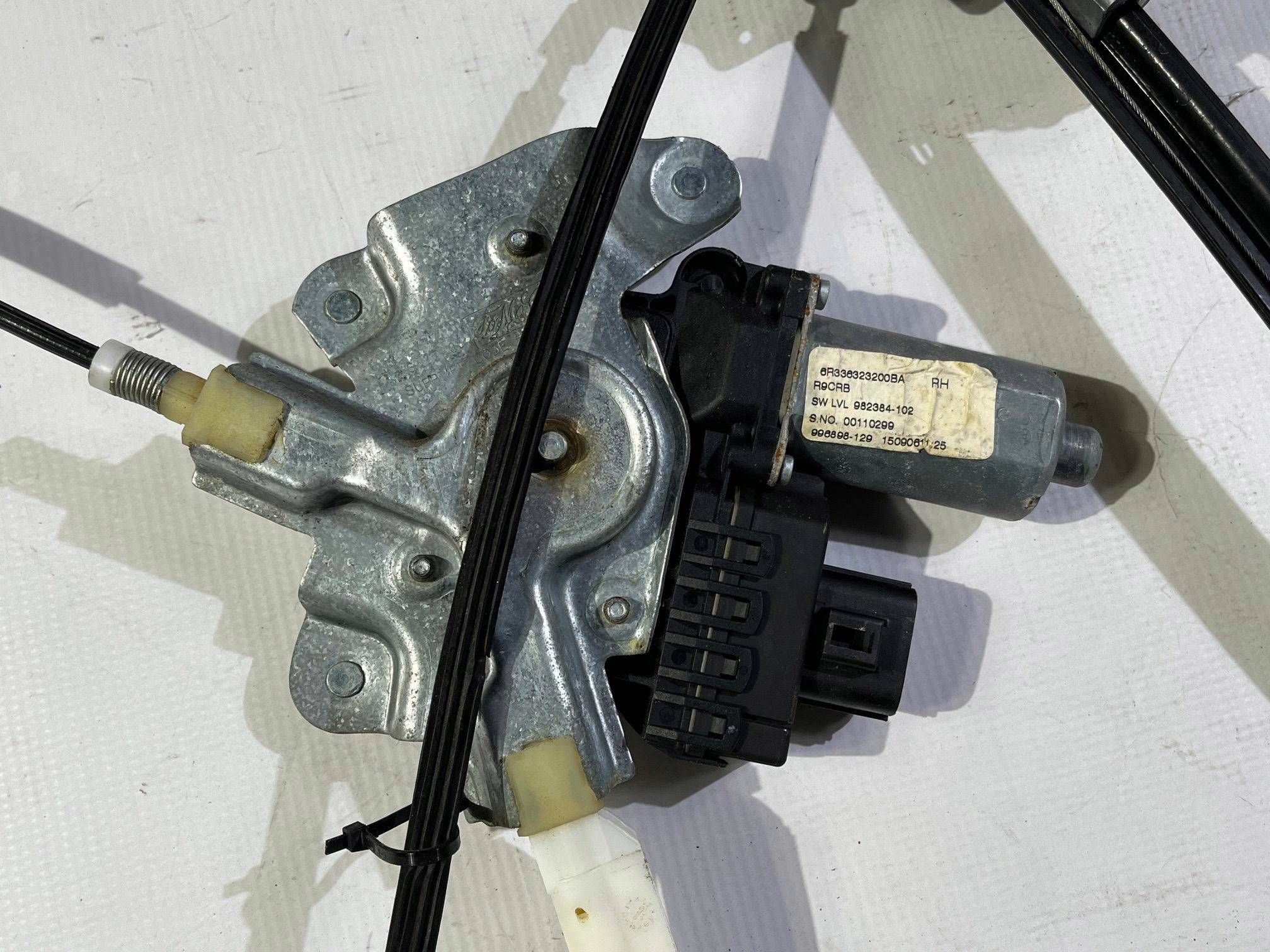 lift electrical windows left driver´s Ford Mustang V 2005-2009