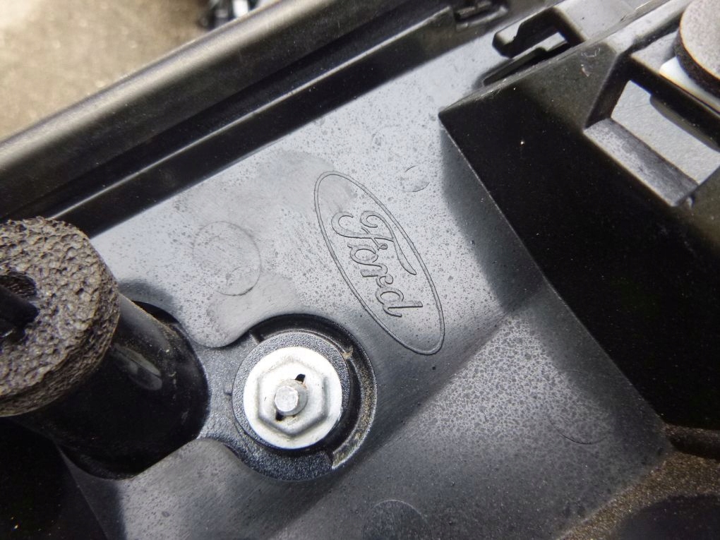 FORD KUGA MK2 LIFT 16- cap bonnet moulding