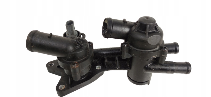 csomag TERMOSTATU VW AUDI 1.4 TSI 03C121121D