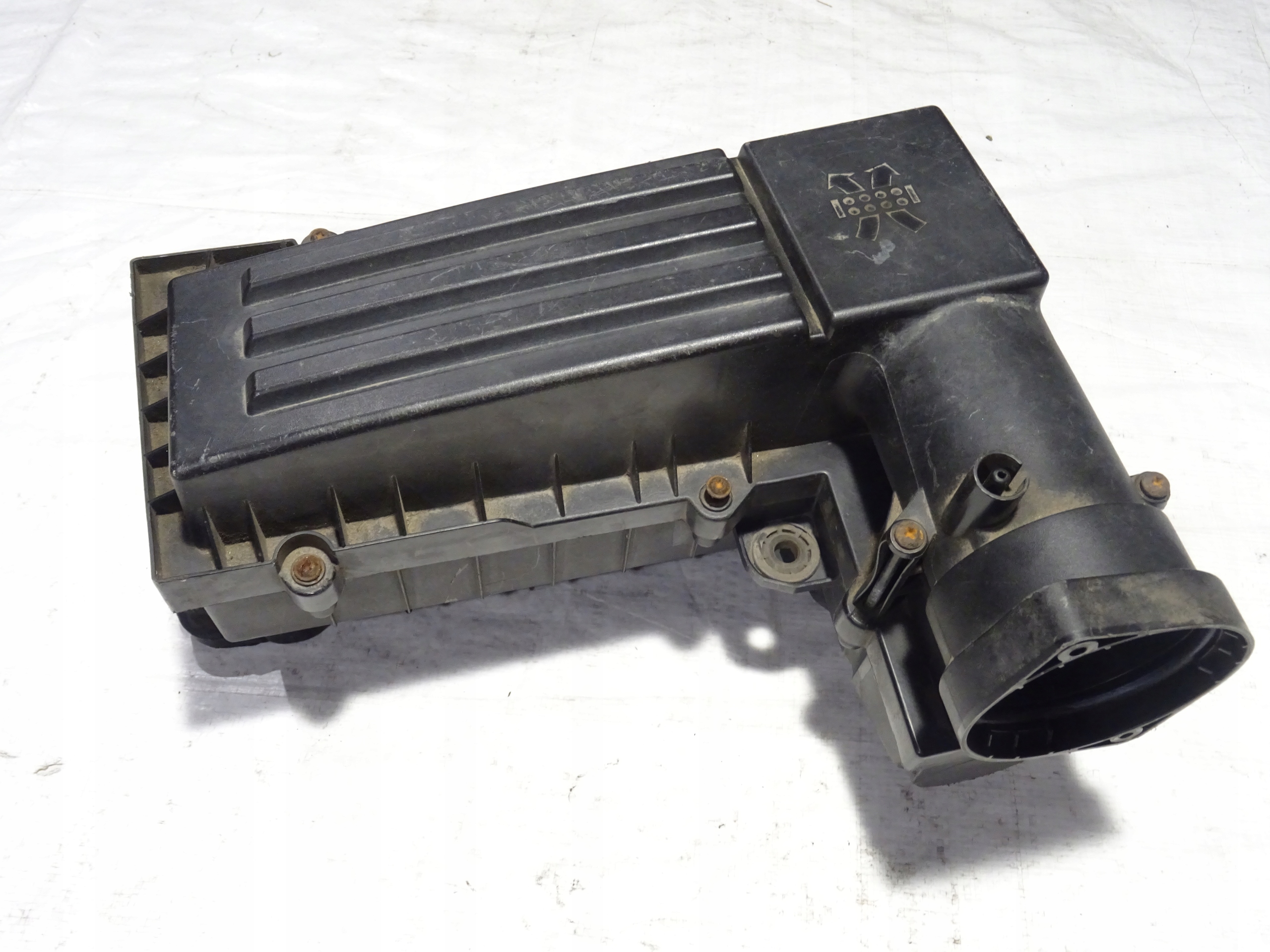 3C0129607AC 3C0129601AH - КОРПУС ПОВІТРЯНОГО ФІЛЬТРА VW TOURAN І 1 1T0 2.0 TDI