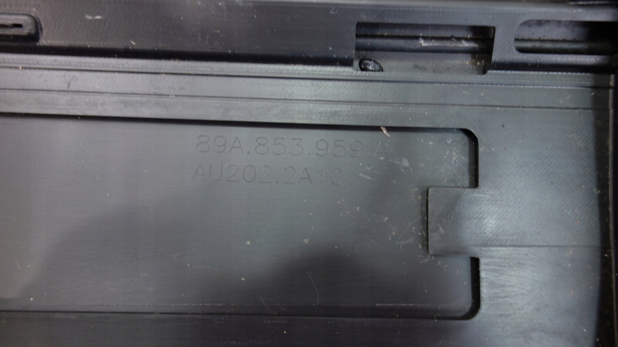 moulding door left front AUDI Q4 E-TRON 89A853959A