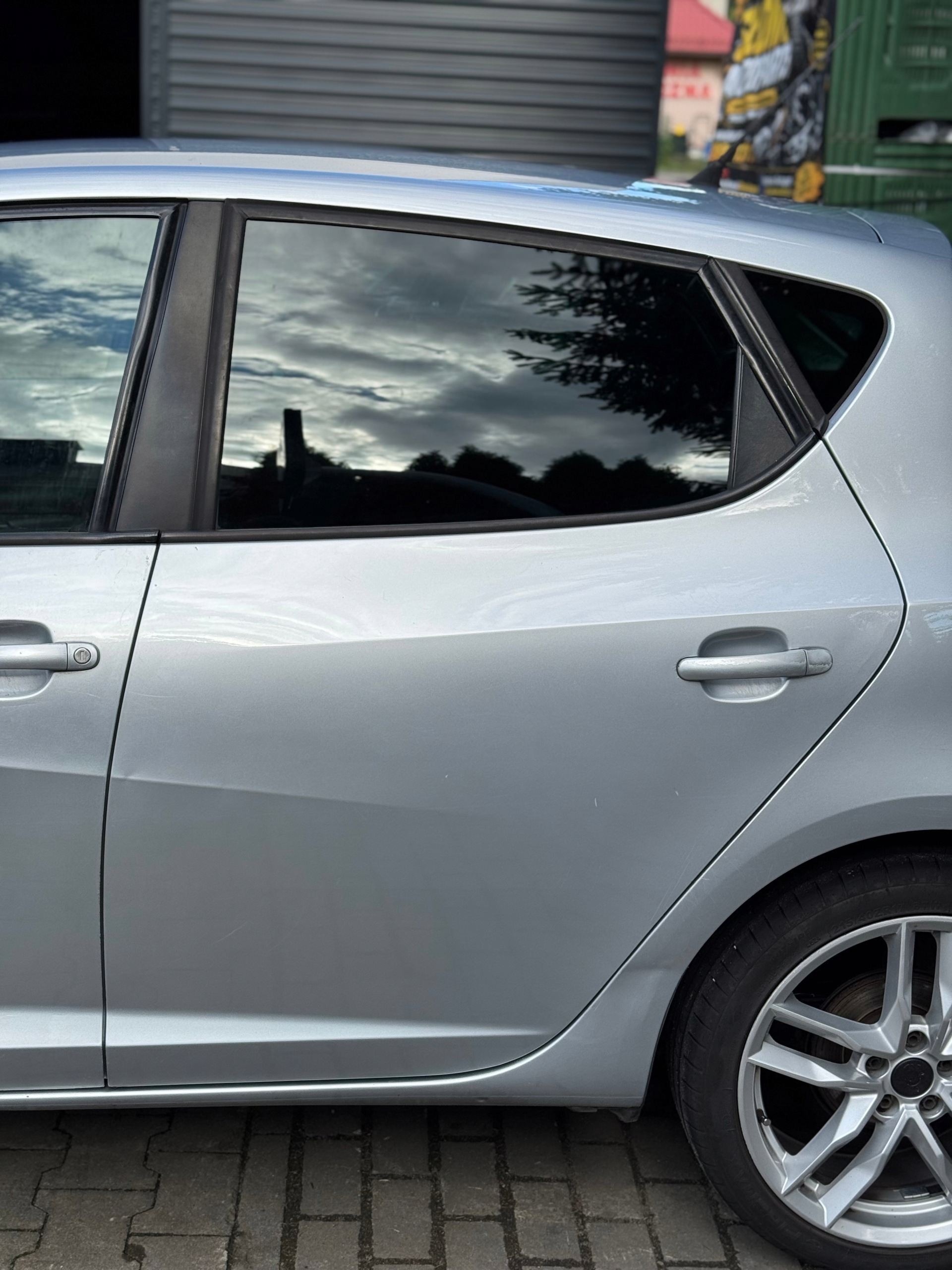 SEAT IBIZA IV door left rear part LS7Y complete !