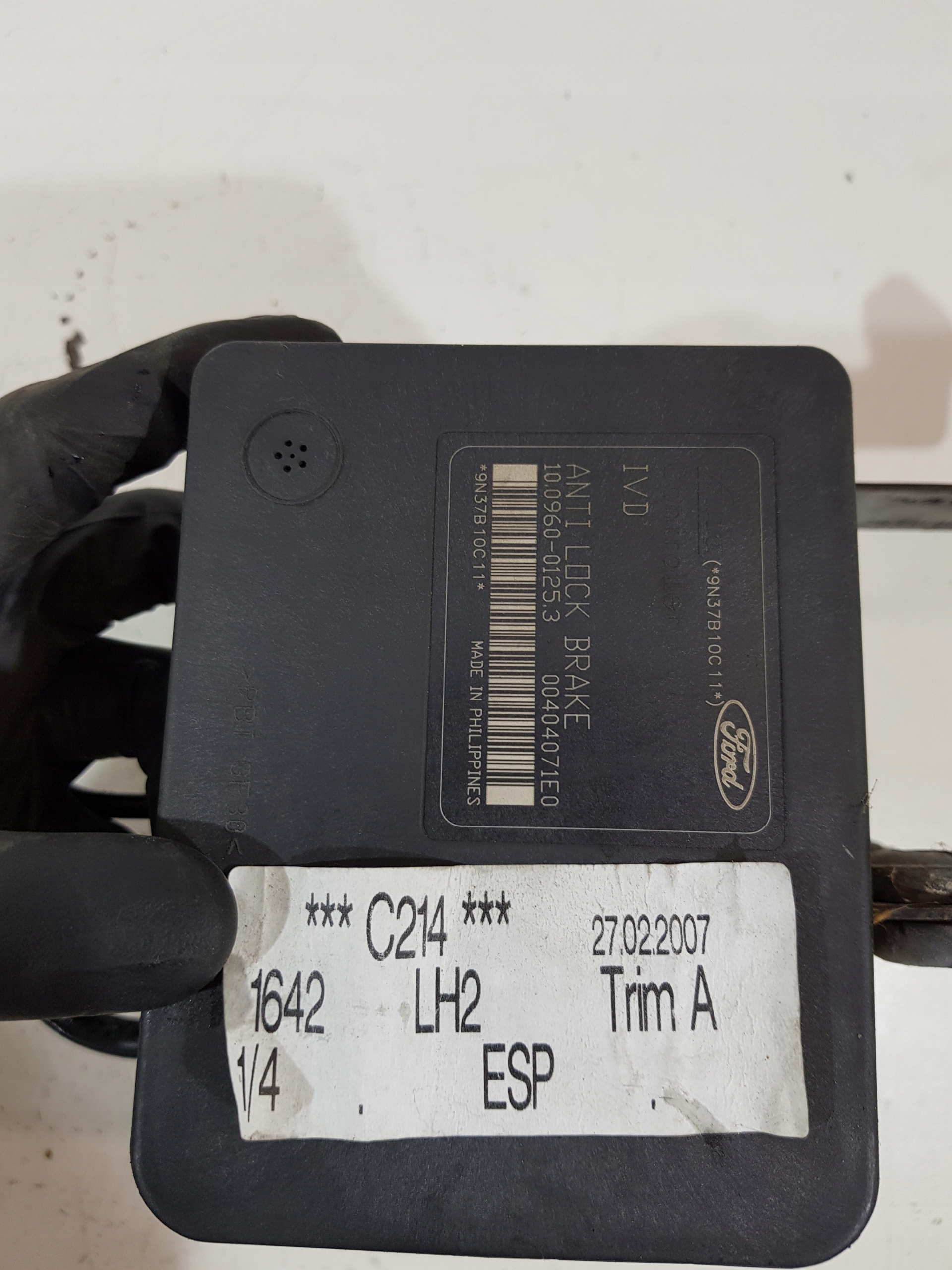 FORD Focus c-max 1.8 b насос ABS 8M51-2B373-AA