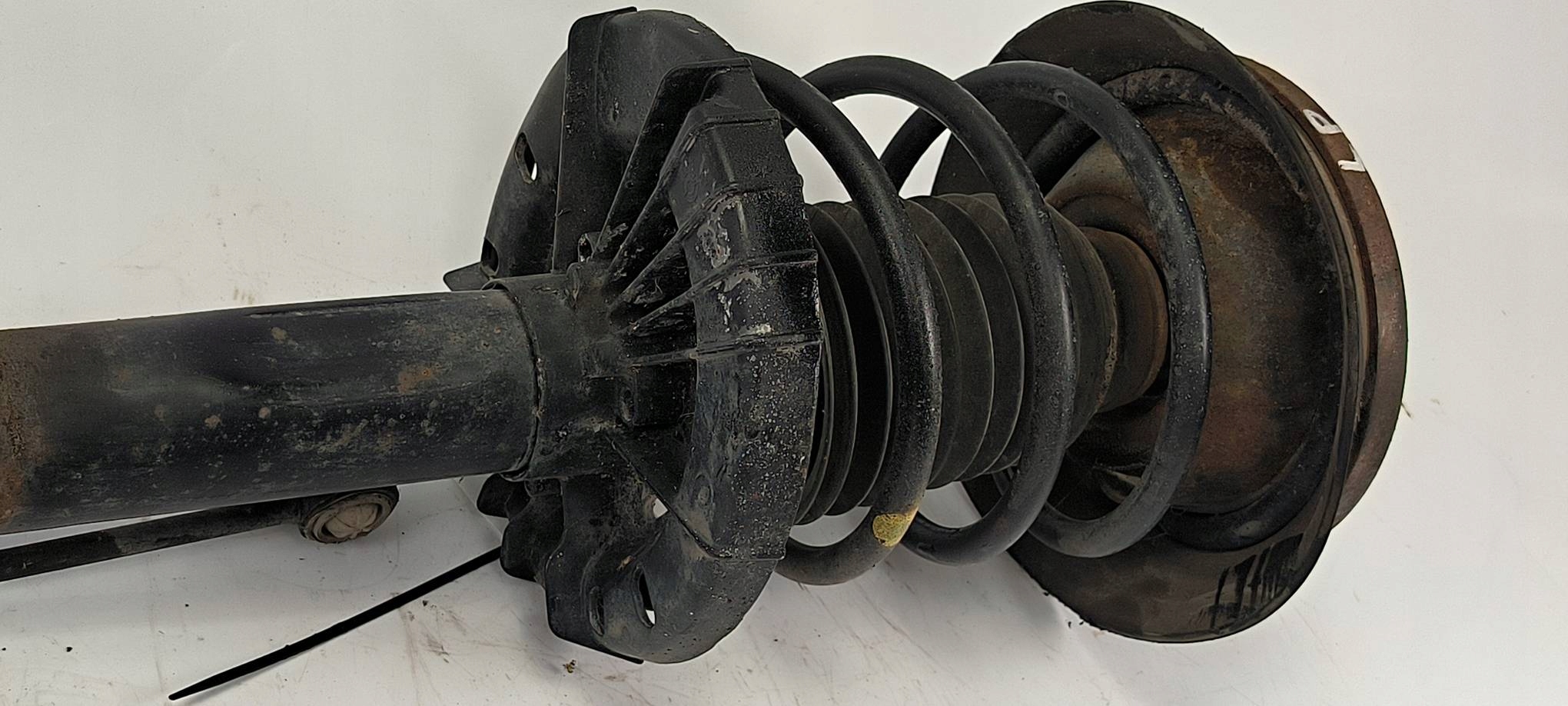 shock absorber left front A2033204130 Mercedes-BENZ C 160