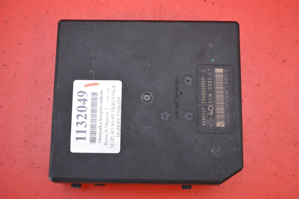 compartment module USM 284B60008R RENAULT MEGANE 3 III 1.4 TCe 130 KM 08-12