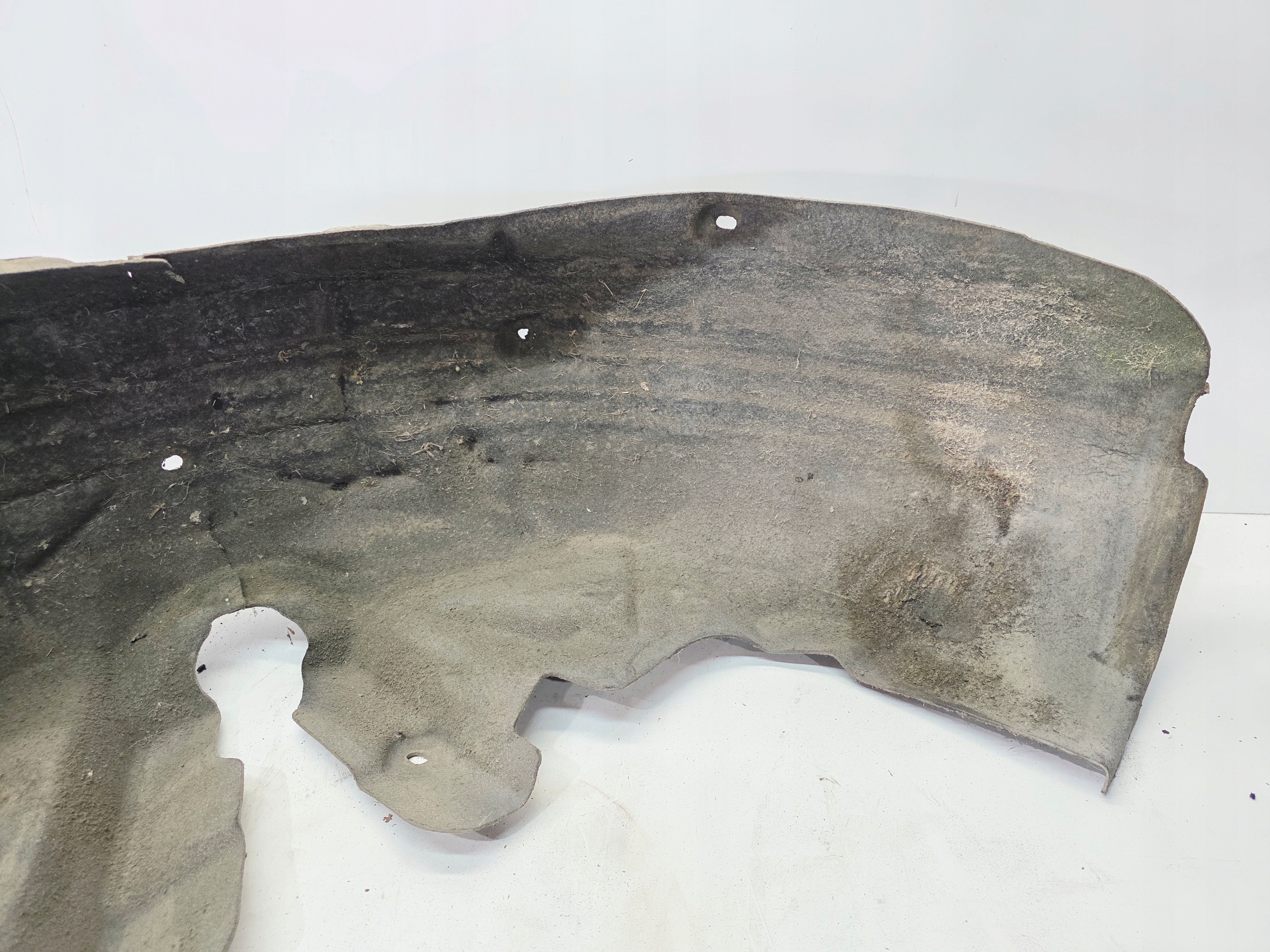 mudguard MATERIALOWE right rear part AUDI A5 8F CABRIO 8F0810172