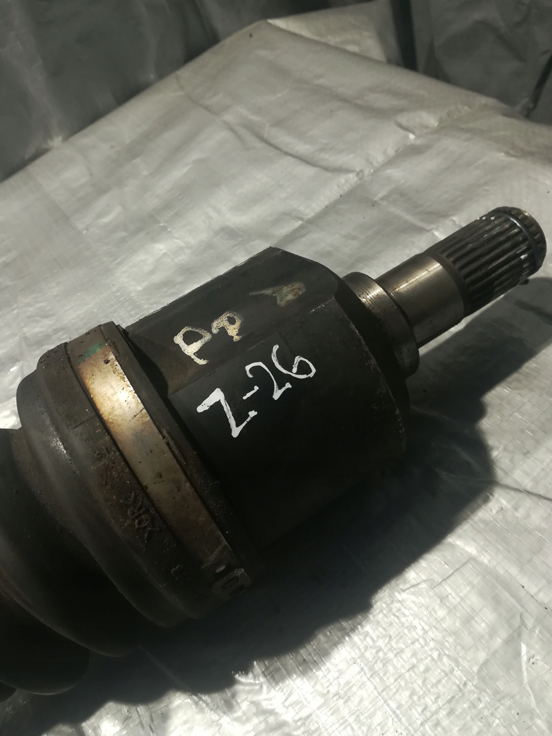 KIA CERATO and 2.0 CRDI semi-axis right front 04R
