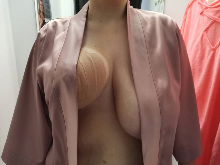 BOOB TAPE modelowanie biustu dekoltu gołe plecy Marka Inna marka