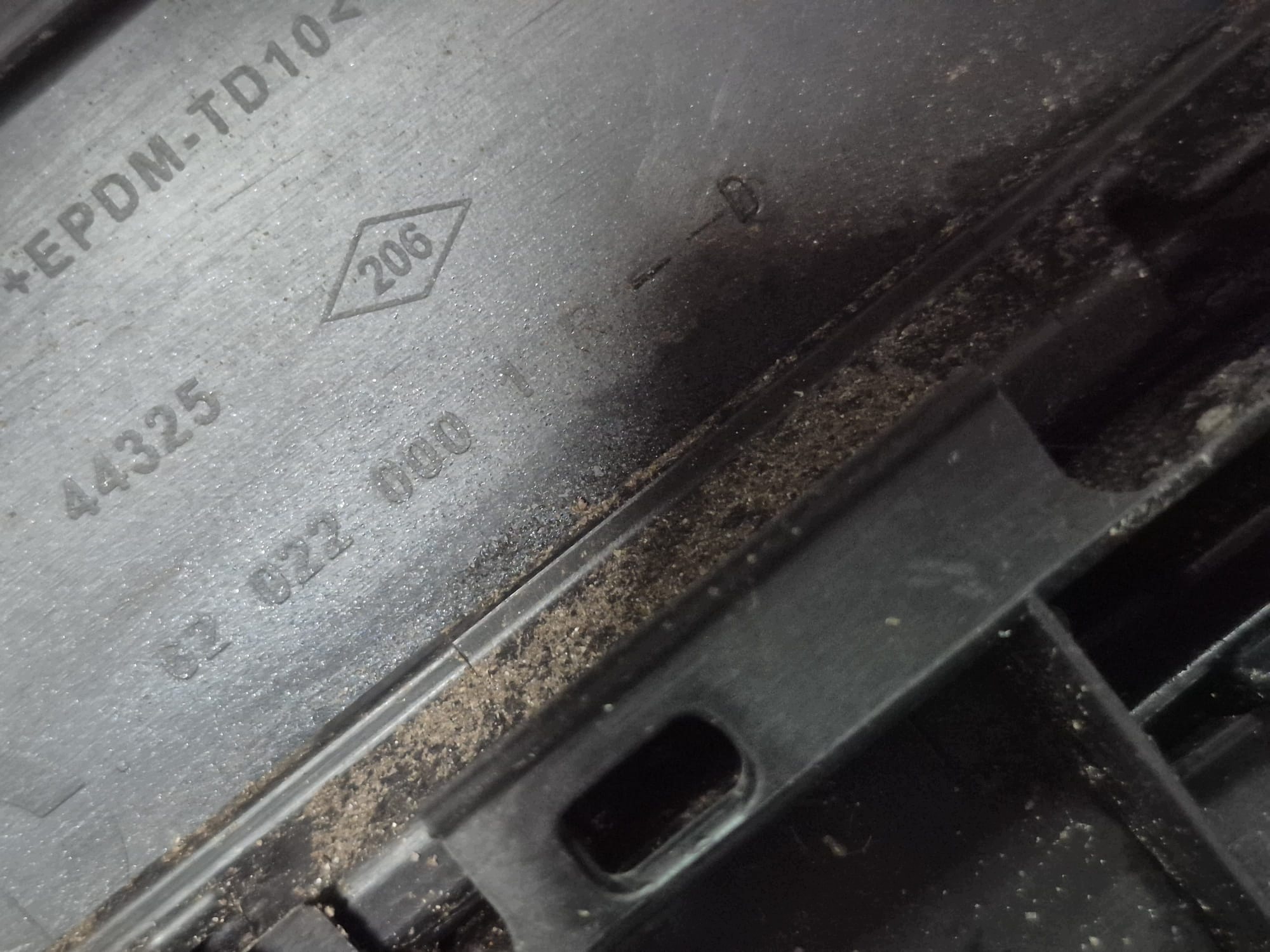 RENAULT LAGUNA III 3 07-13 bumper front front SPR 620220001R LAK.TEB66