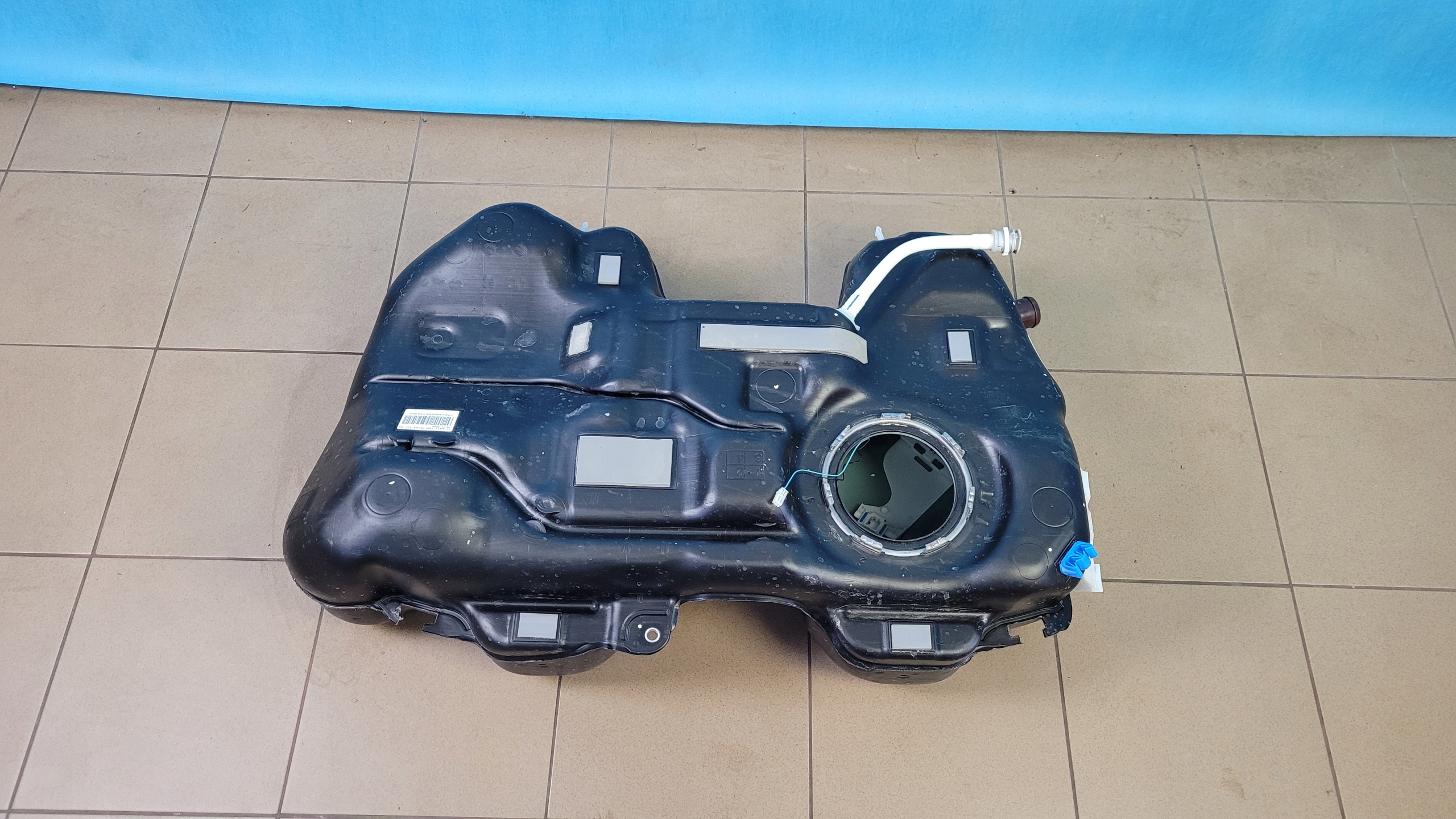 H247 GLA топливный бак A1770016999