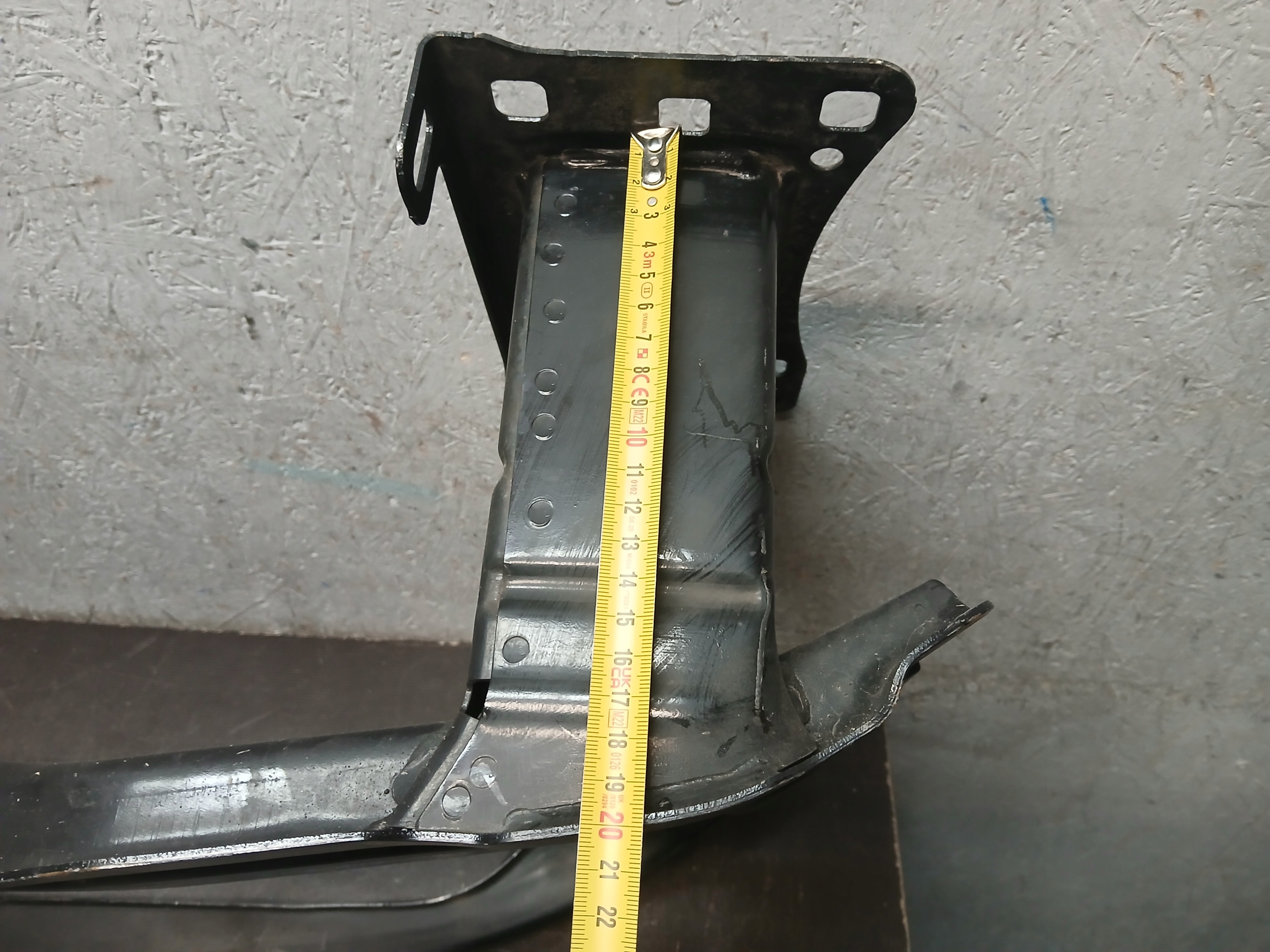 bumper support front VW TIGUAN II 2 LIFT 19- 5NA807611
