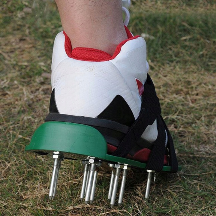 AERATOR DUŻE BUTY Z KOLCAMI DO NAPOWIETRZANIA GLEB Rodzaj aerator