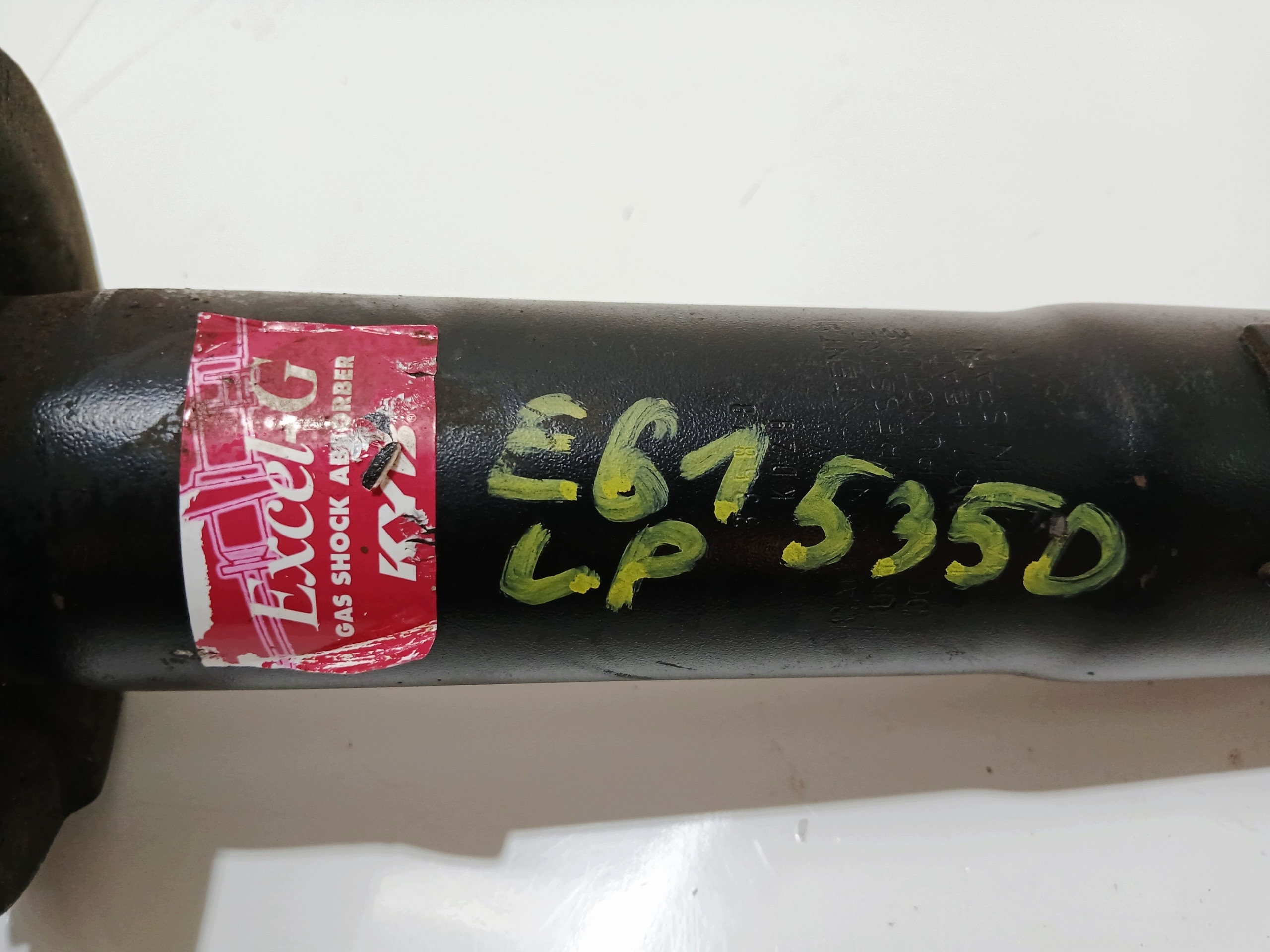 shock absorber KYB left front BMW E60 E61 535D OE (4824577)