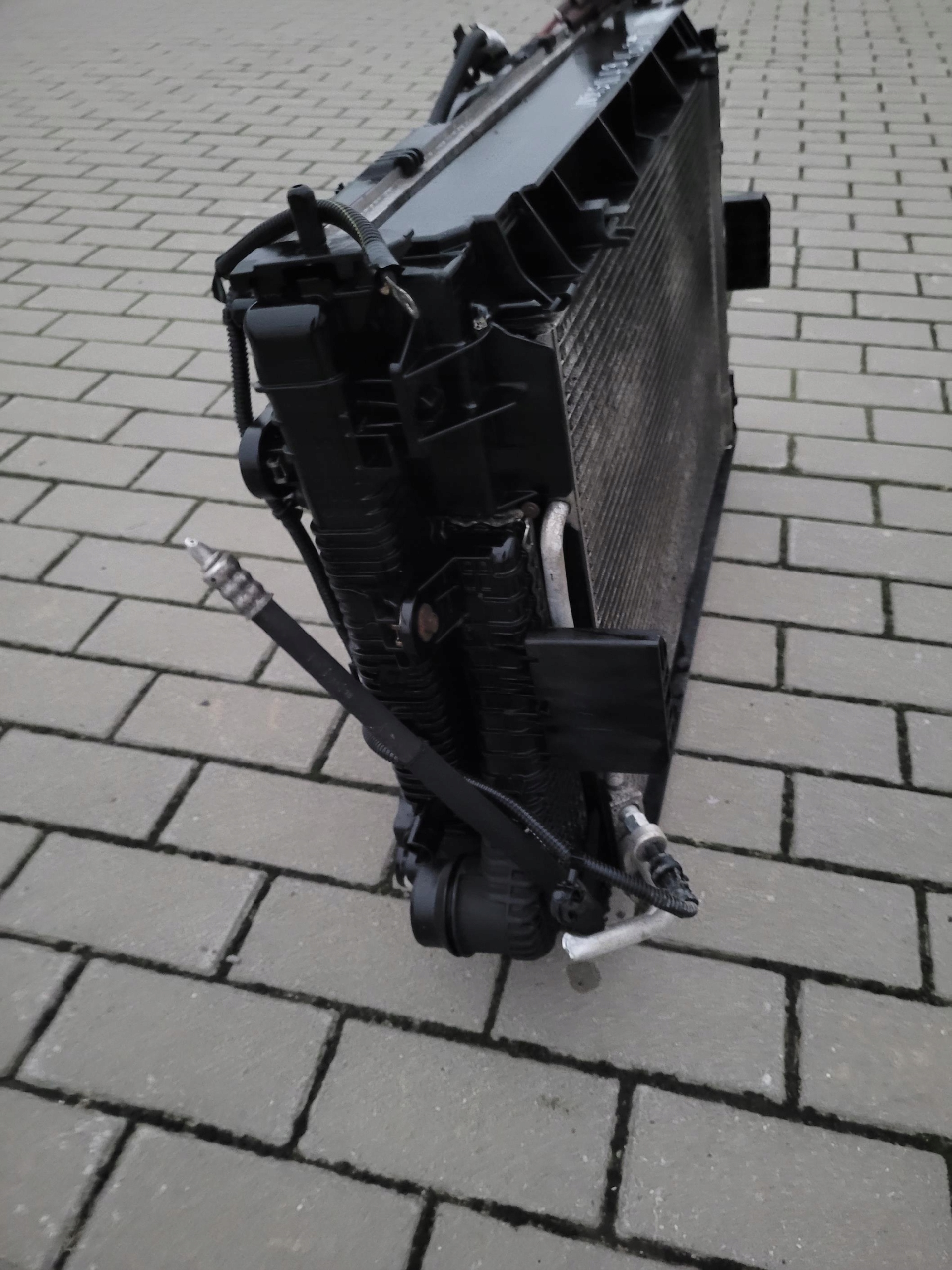 KOMPLET hladnjaka hladnjak vode ventilator vode OPEL INSIGNIA B 1.6 D CDTI