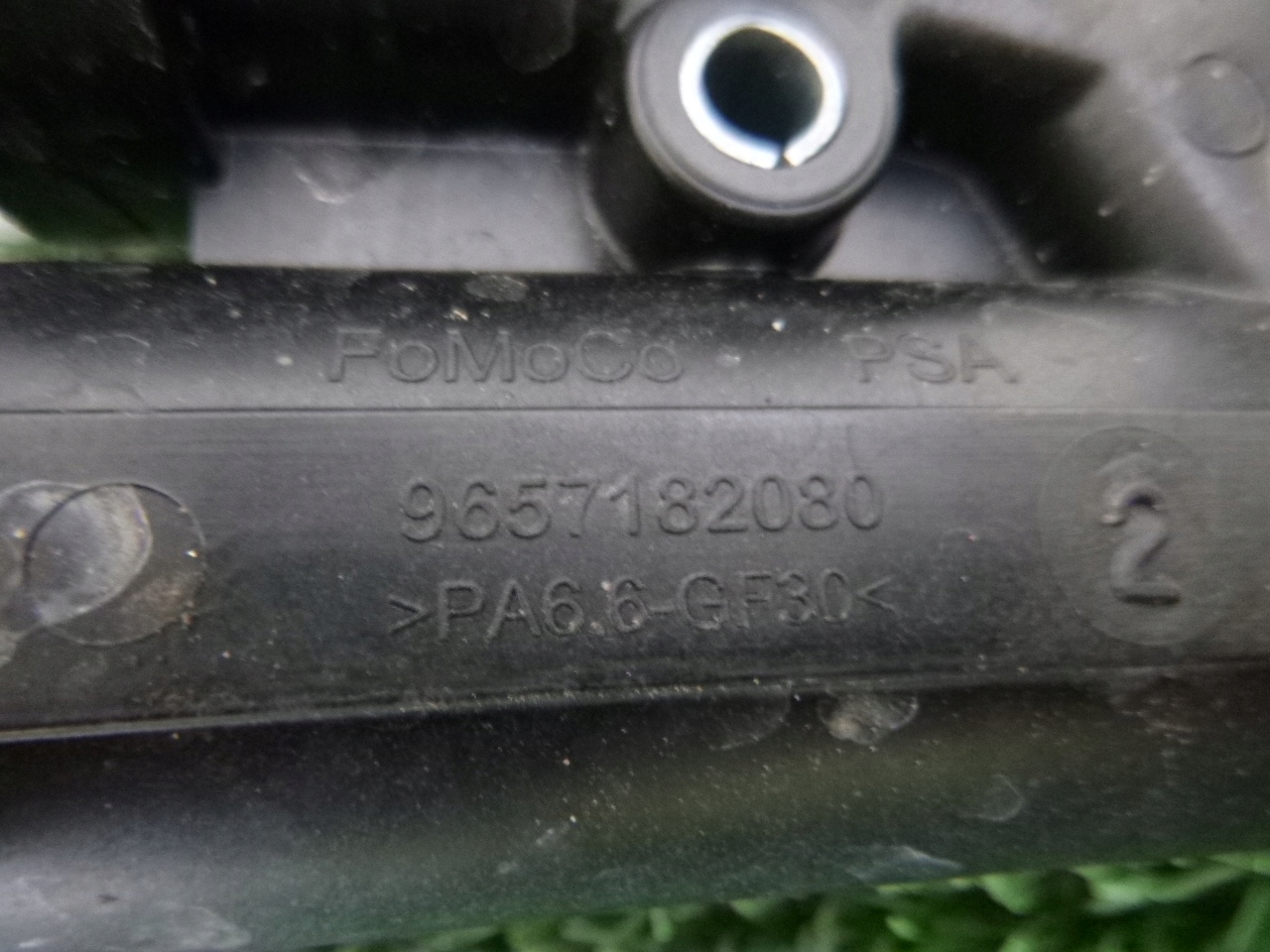 CITROEN C5 III 2.2 scatola termostato 9657182080