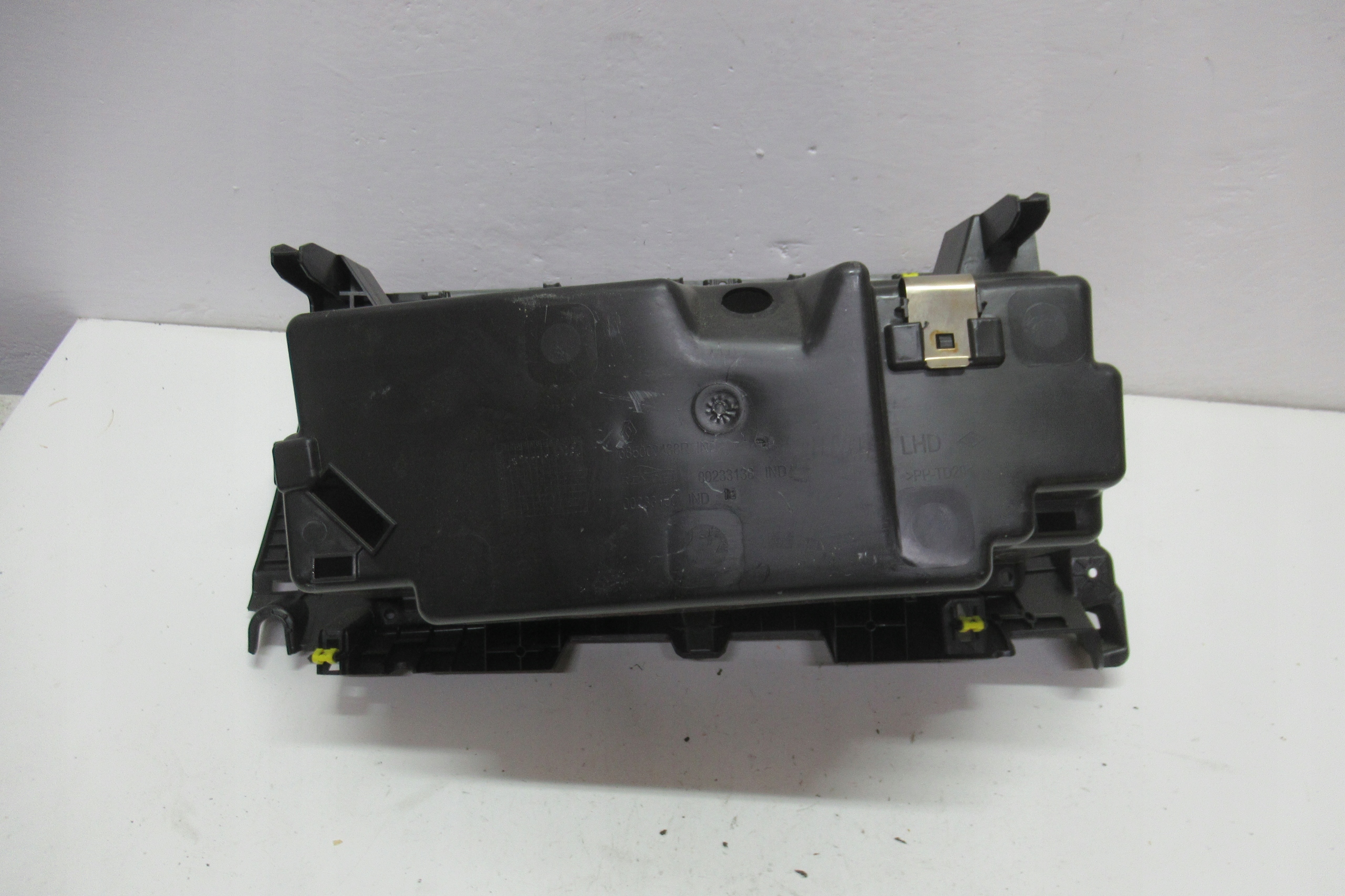 MASTER III MOVANO 19R passenger compartment consoles 685003438R