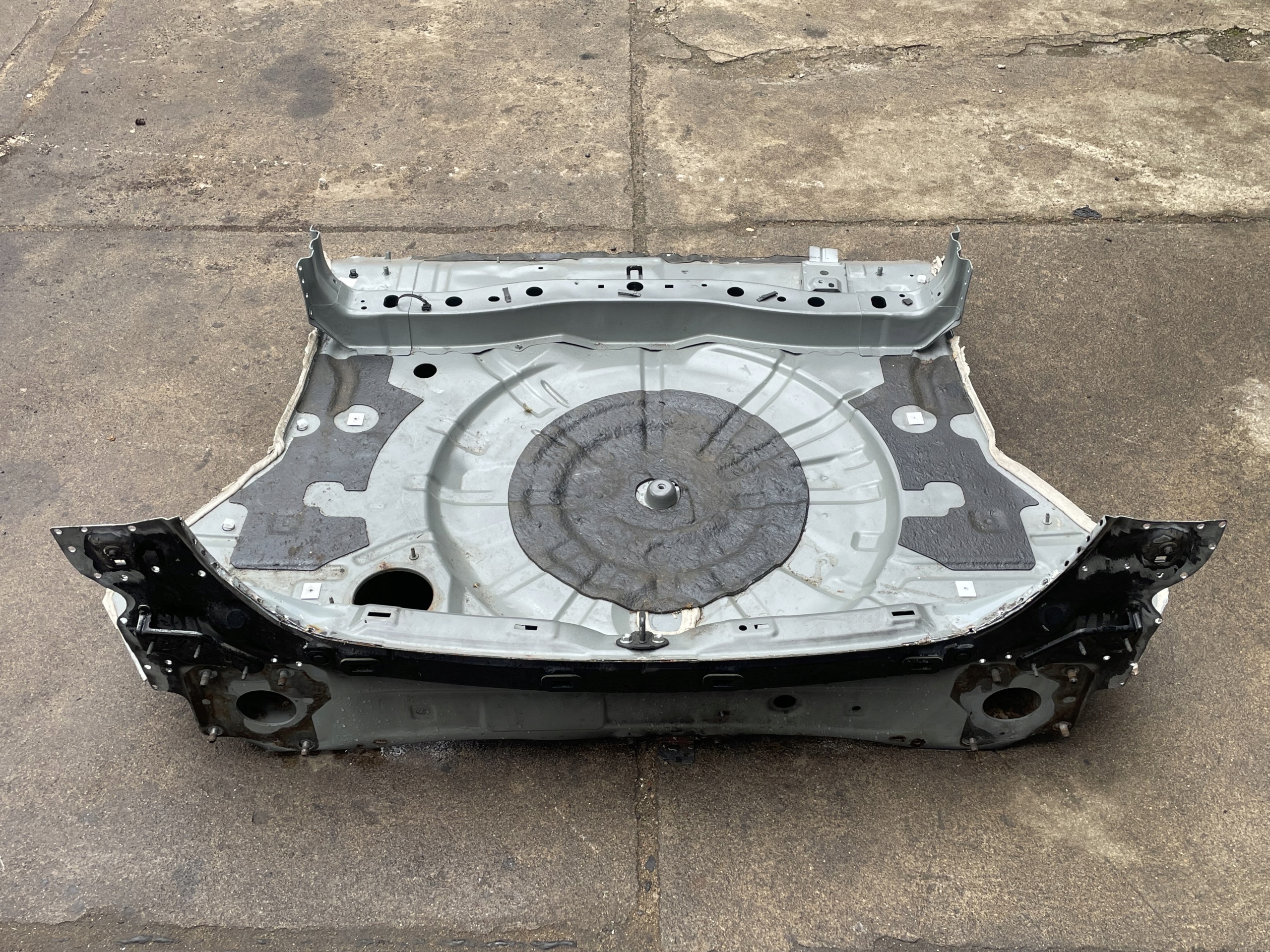 MAZDA CX7 PAS TYLNY WANNA PODŁUŻNICE