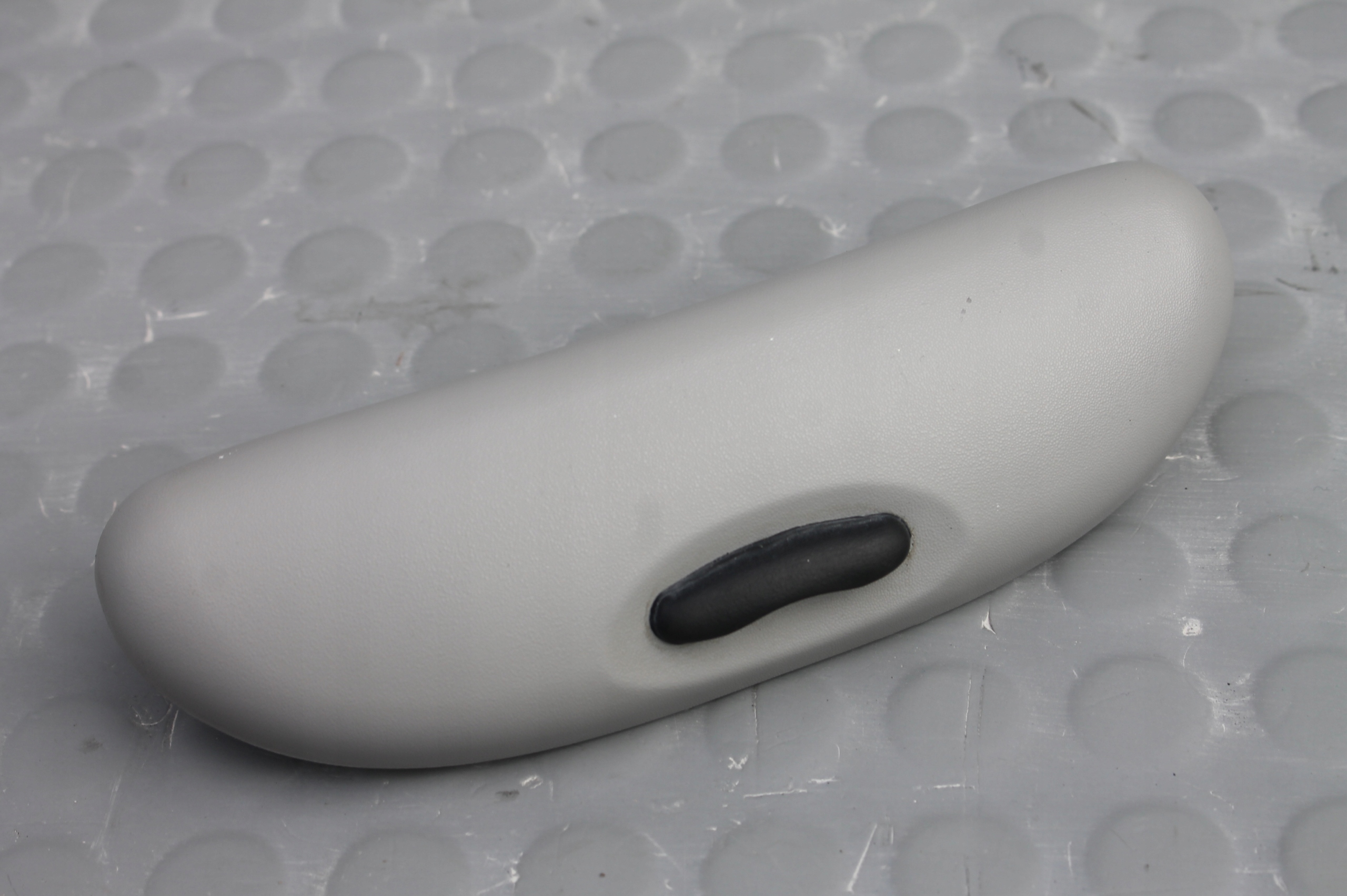 бардачок на Hyundai GETZ 02-11