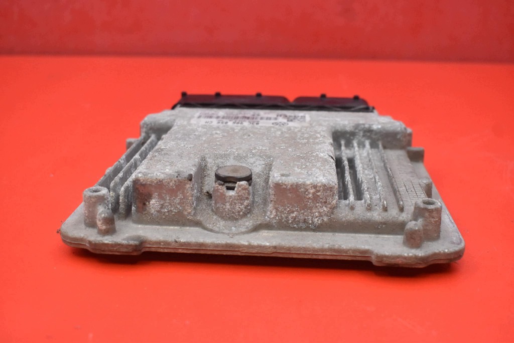 control unit computer of the engine 03C906056CM SKODA OCTAVIA 2 II 1.6 FSI 115 KM