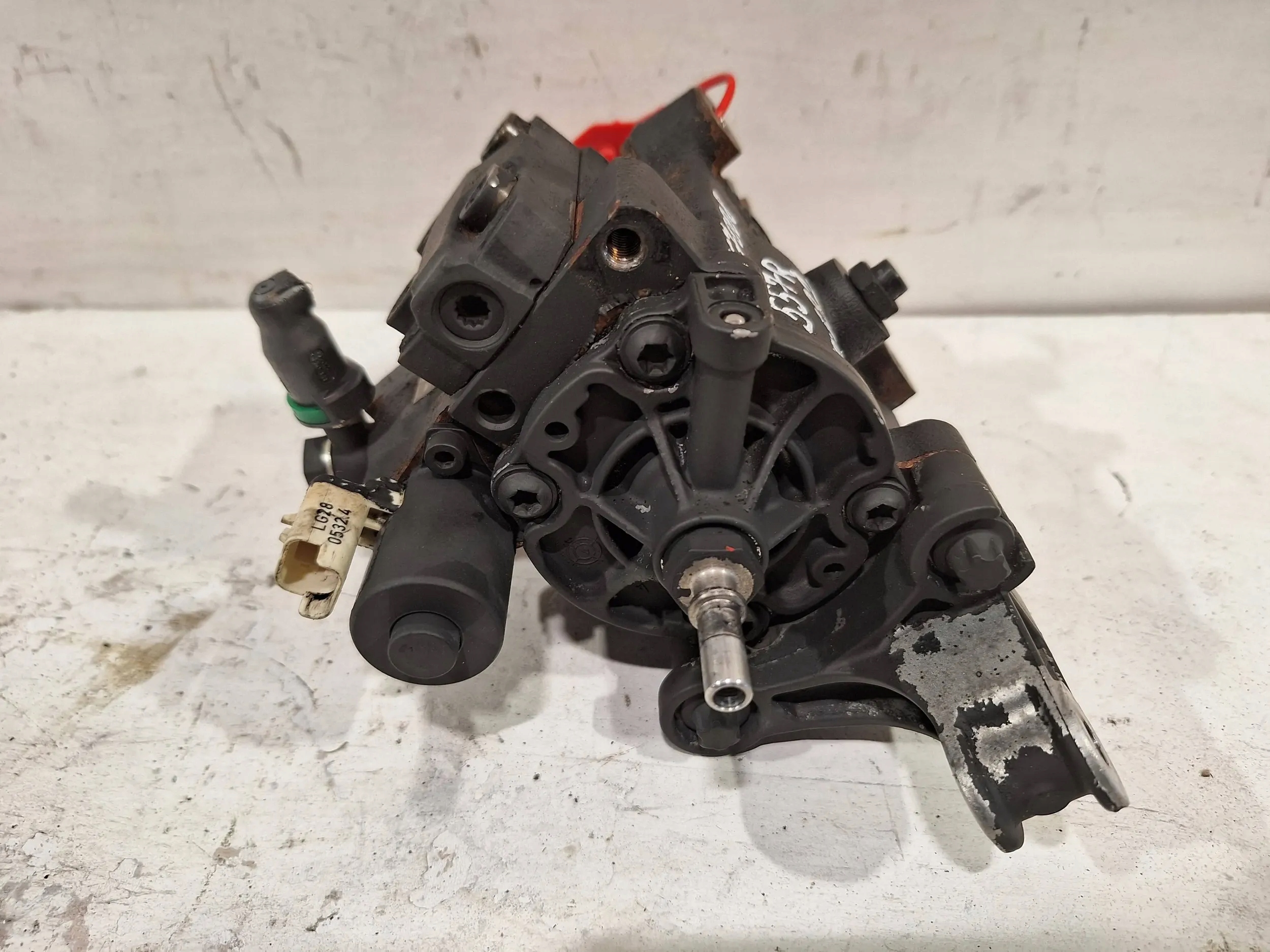injection pump 8201100115 Dacia Duster II 1.5 DCI 17