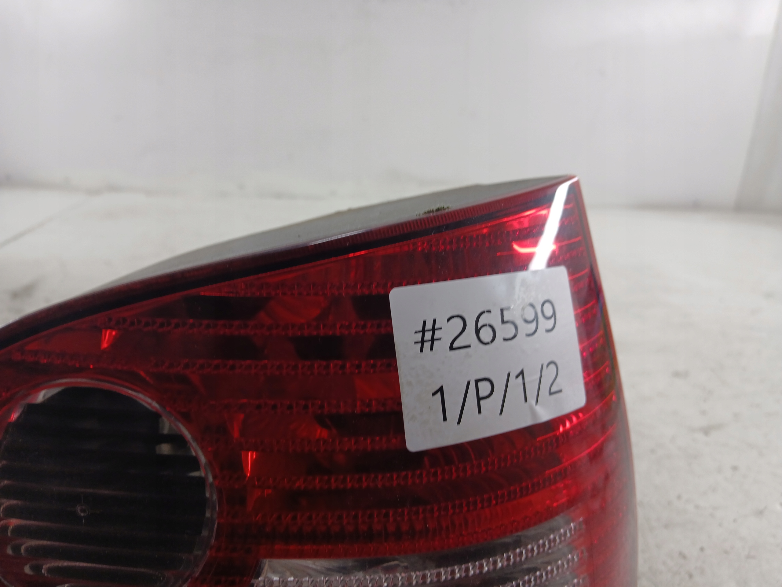 VW POLO IV 9N light right rear part