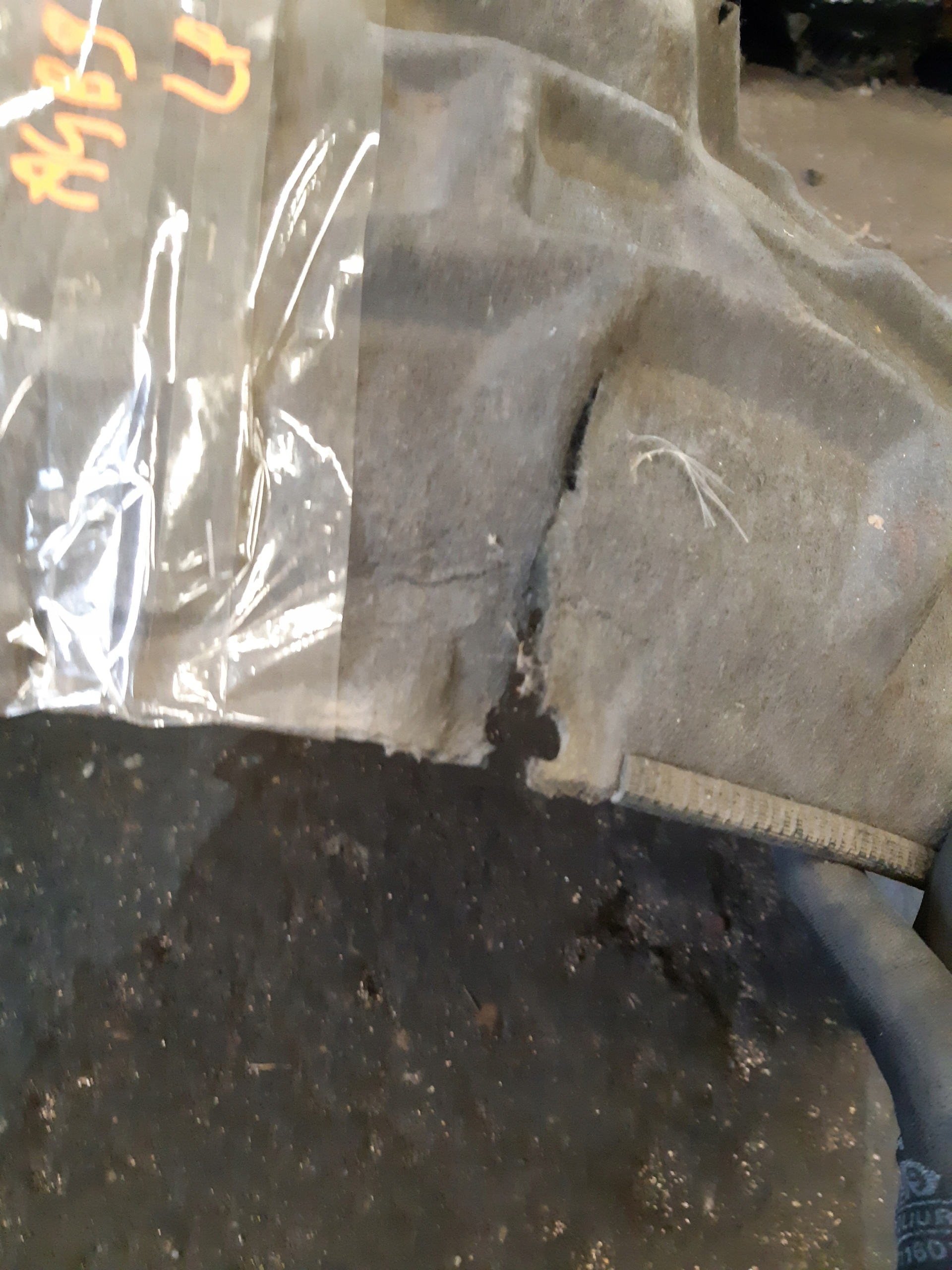 AUDI A4 B9 mudguard side wheels left front left front