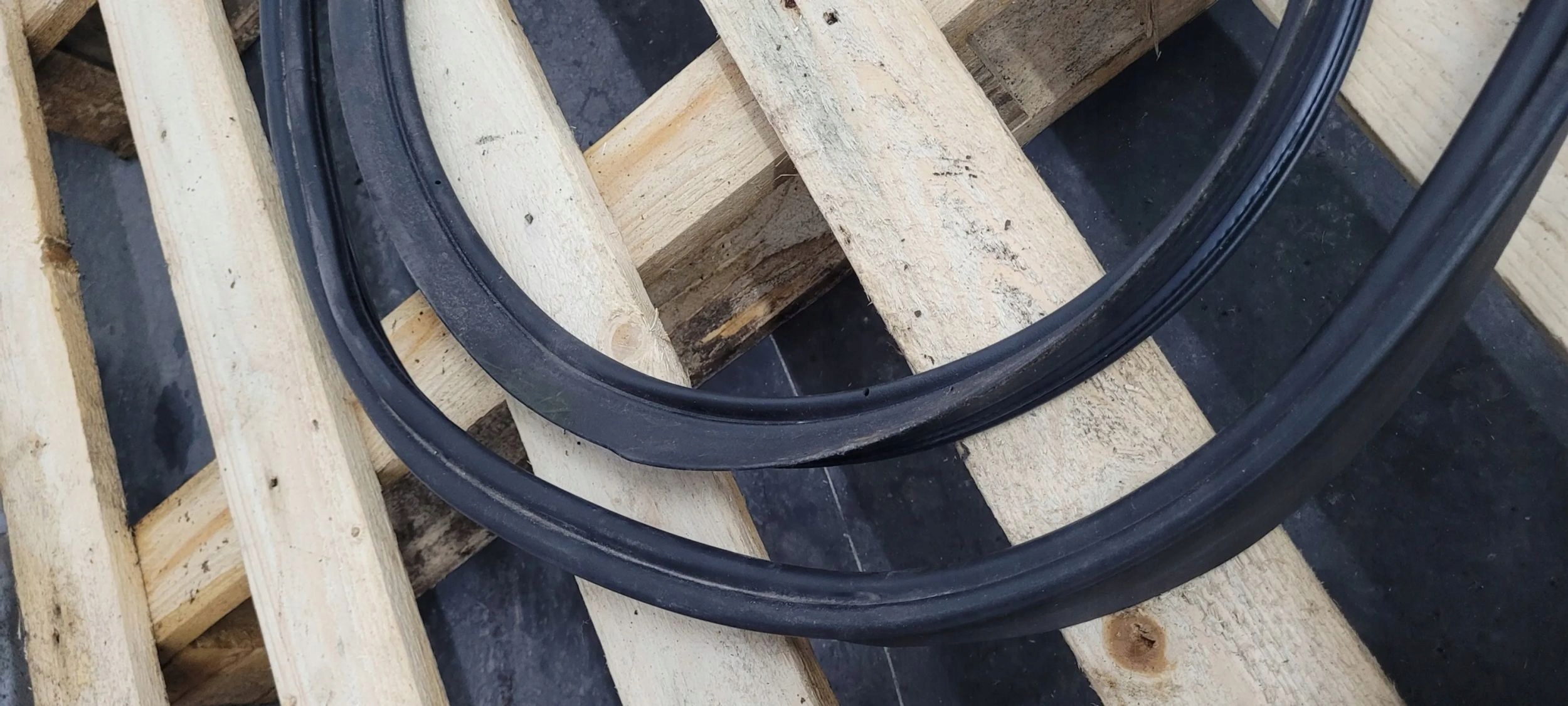 A6 C7 4G LIFT gasket bonnet boot rear part KOMBI
