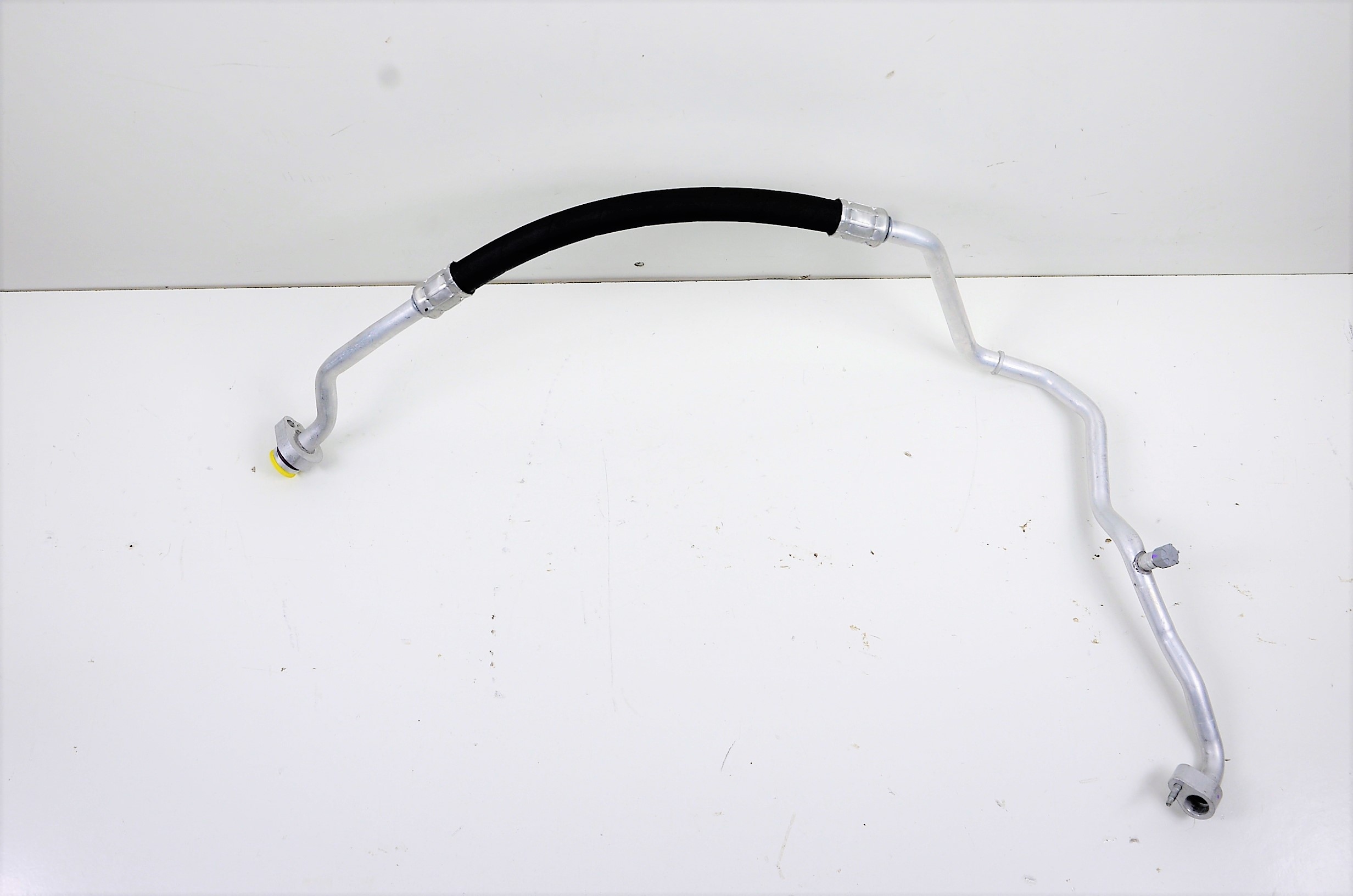 КАБЕЛЬ КОНДИЦИОНЕРА VW GOLF VIII 5WA816743D