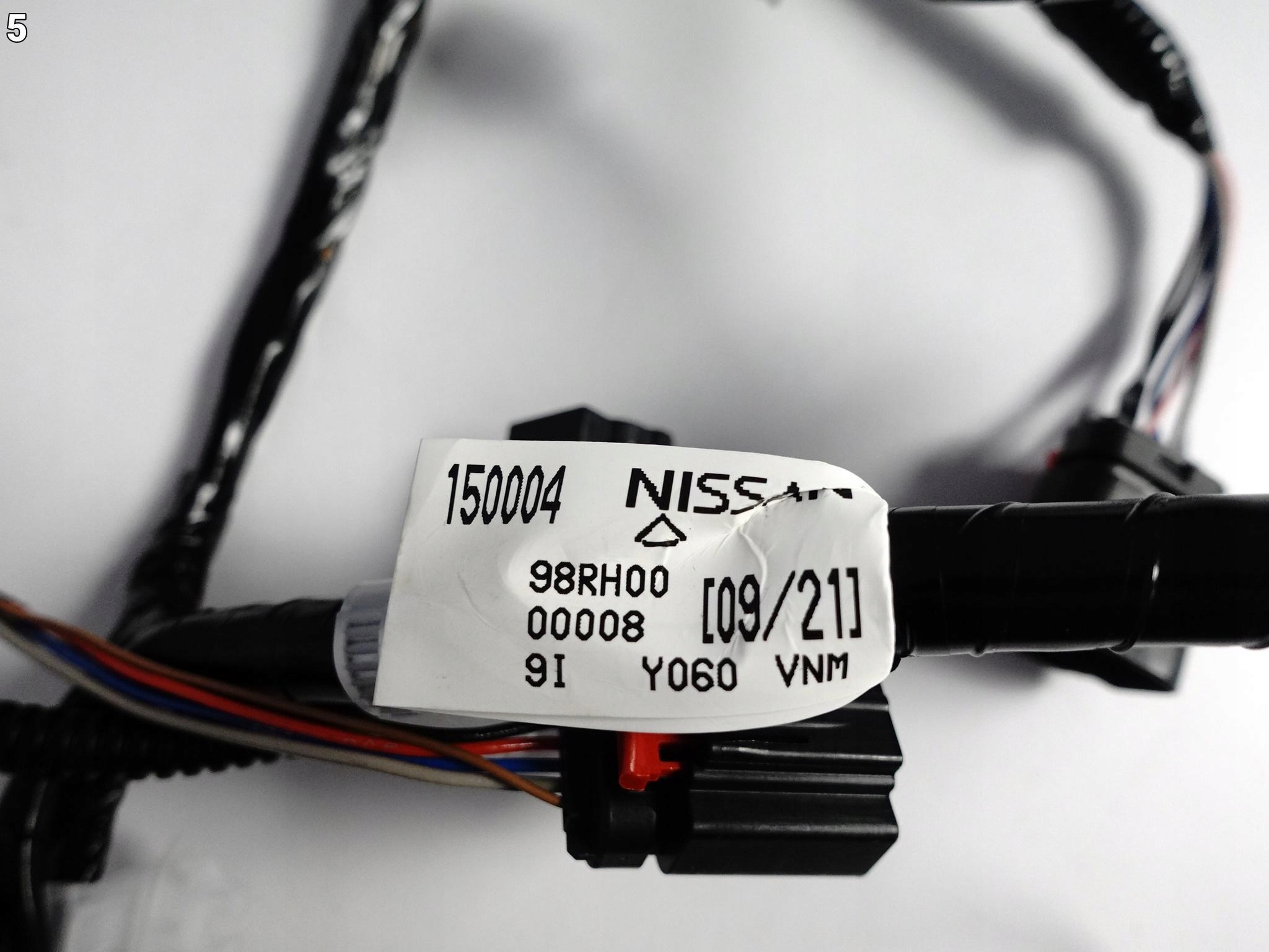 INFINITI Q50 bundle wiring W bumper rear part 4 PDC